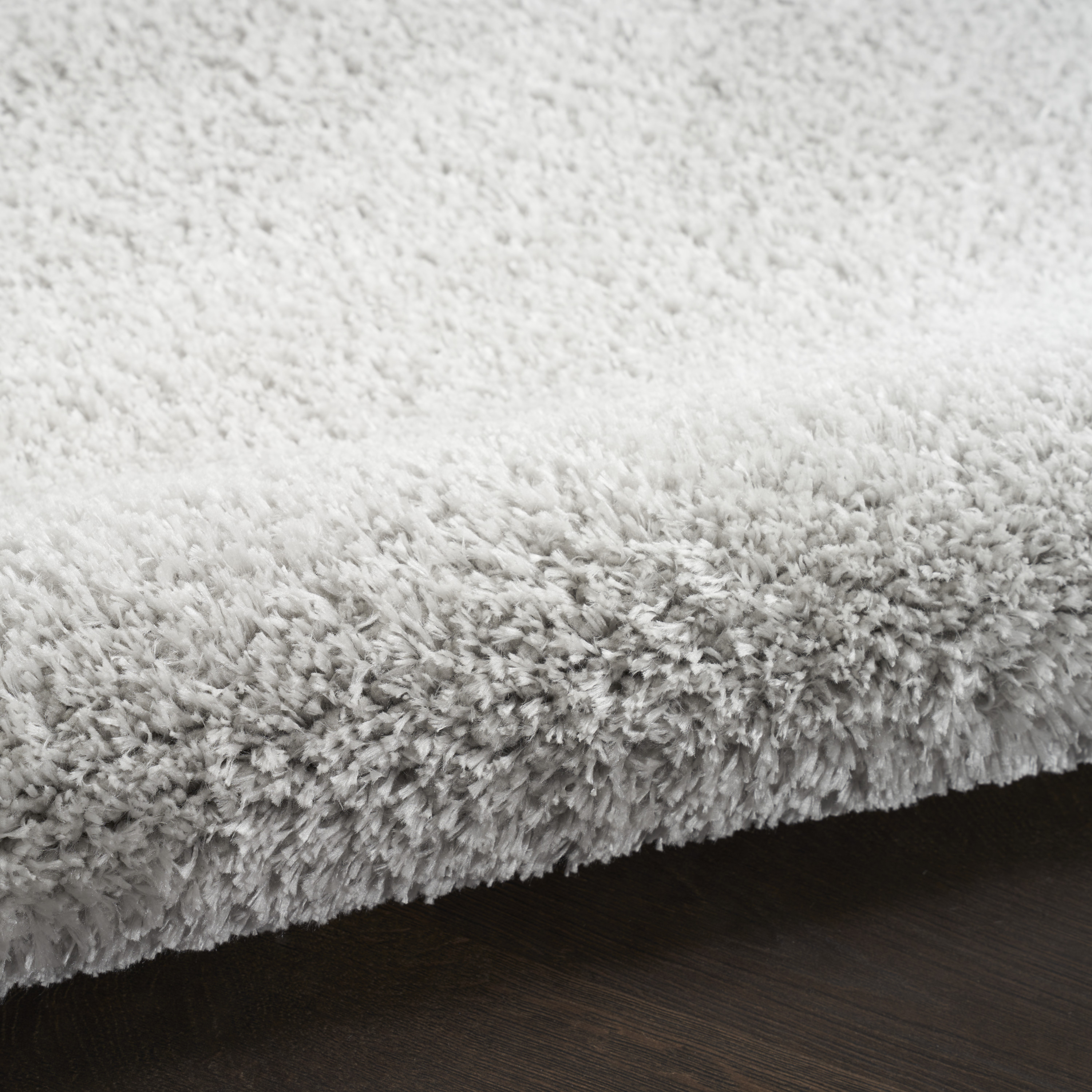 Nourison Pacific Shag 5'3" x 7'3" Silver Shag Indoor Rug