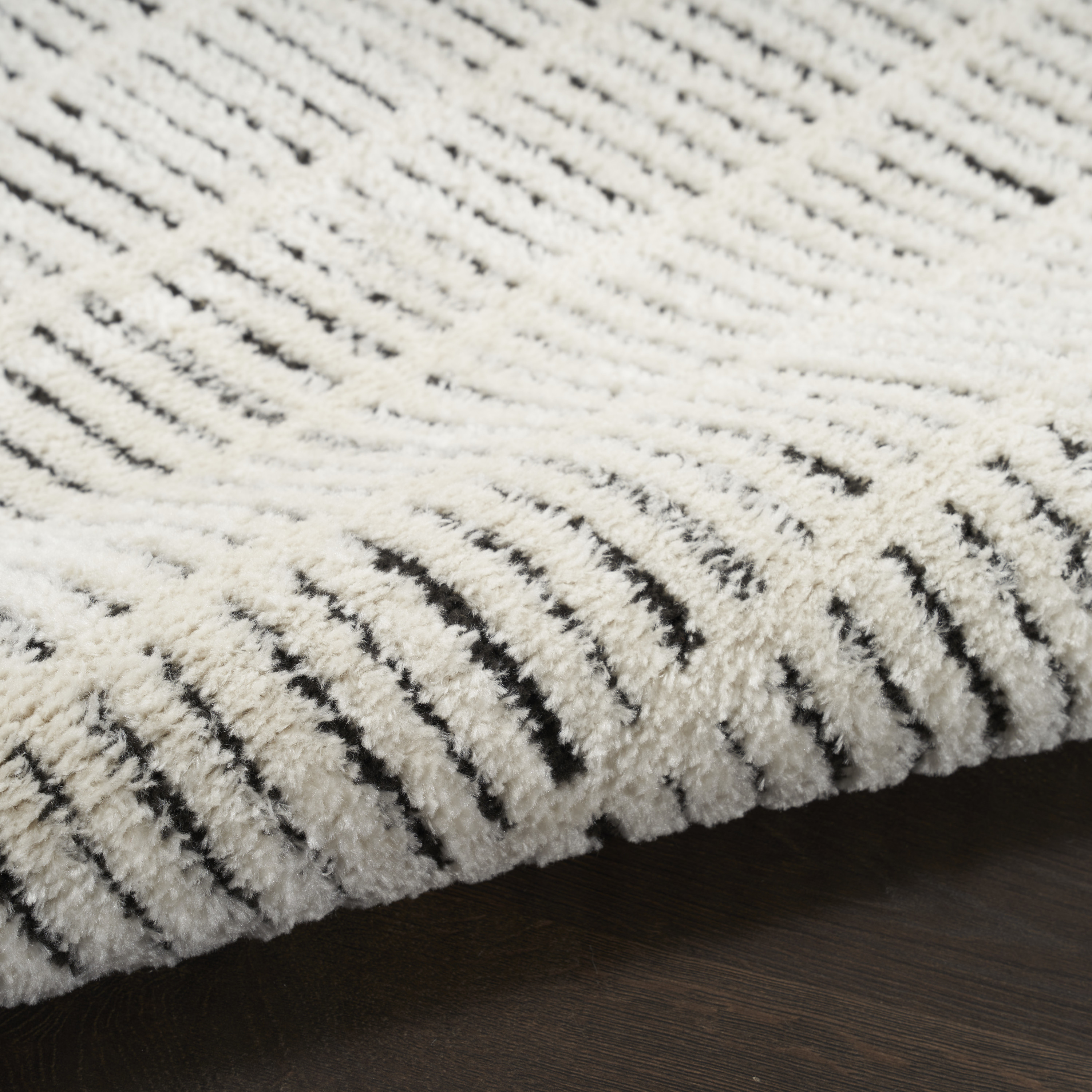 Nourison Modern Comfort 2'2" x 6' Ivory Black Scandinavian Indoor Rug