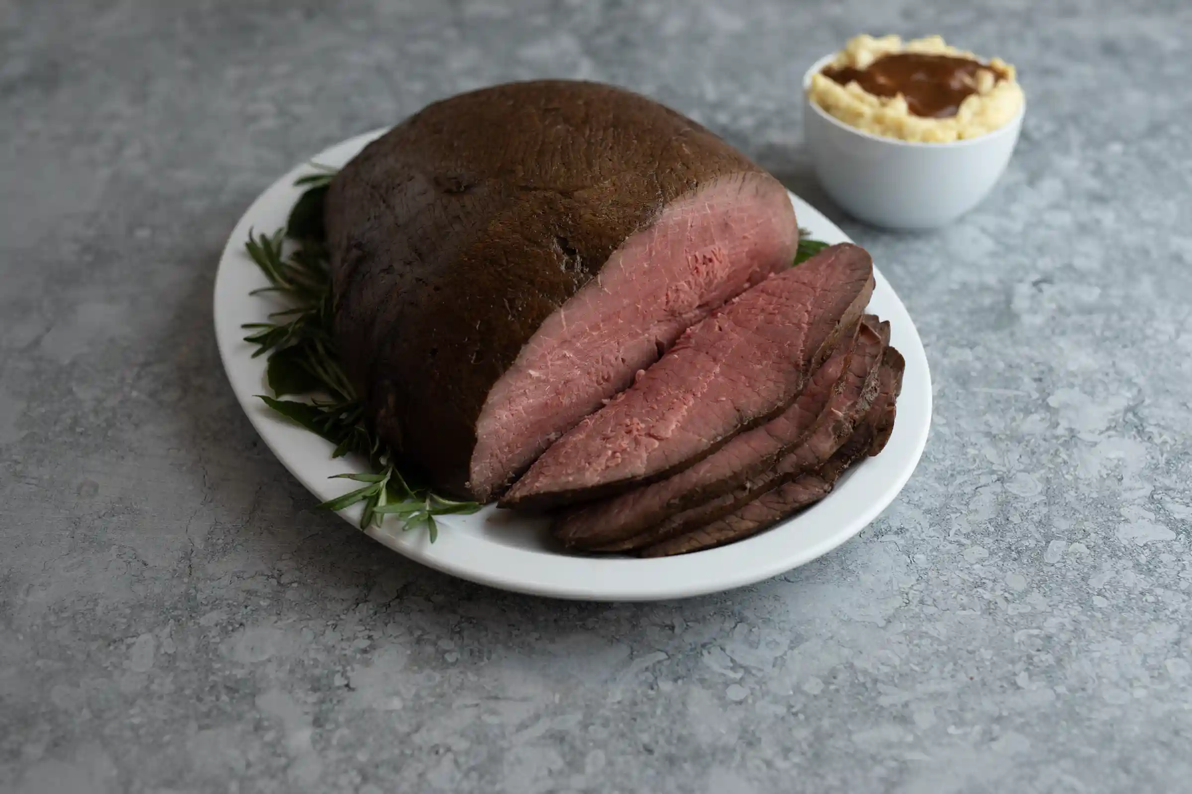 Hillshire Farm® USDA Choice Beef Top Round  _image_1