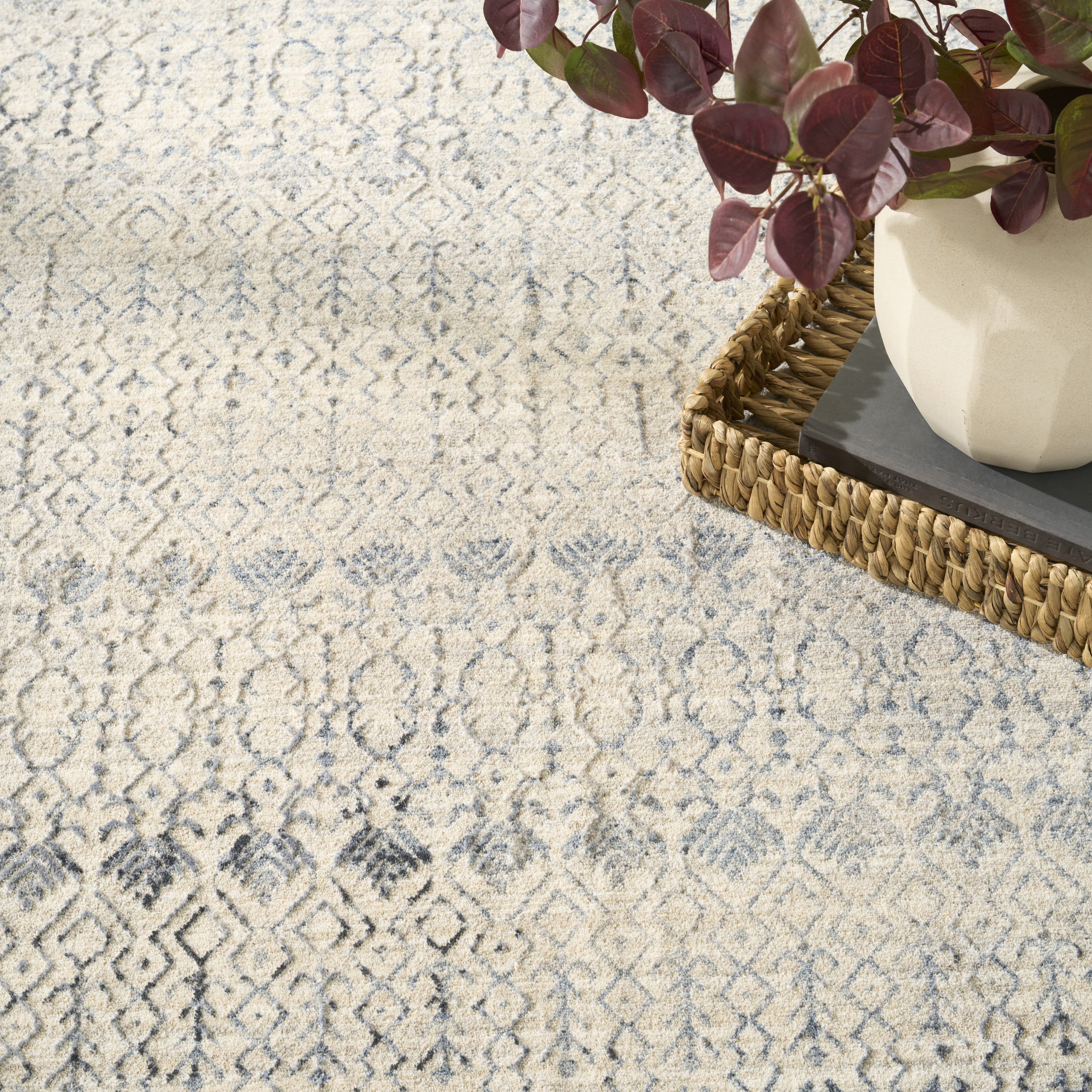 Nourison Sultana 9' x 12' Ivory Blue Vintage Indoor Rug