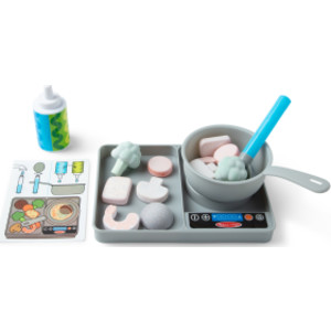 Simmer & Stir Stovetop Play Set with Water WOW! Color Reveal