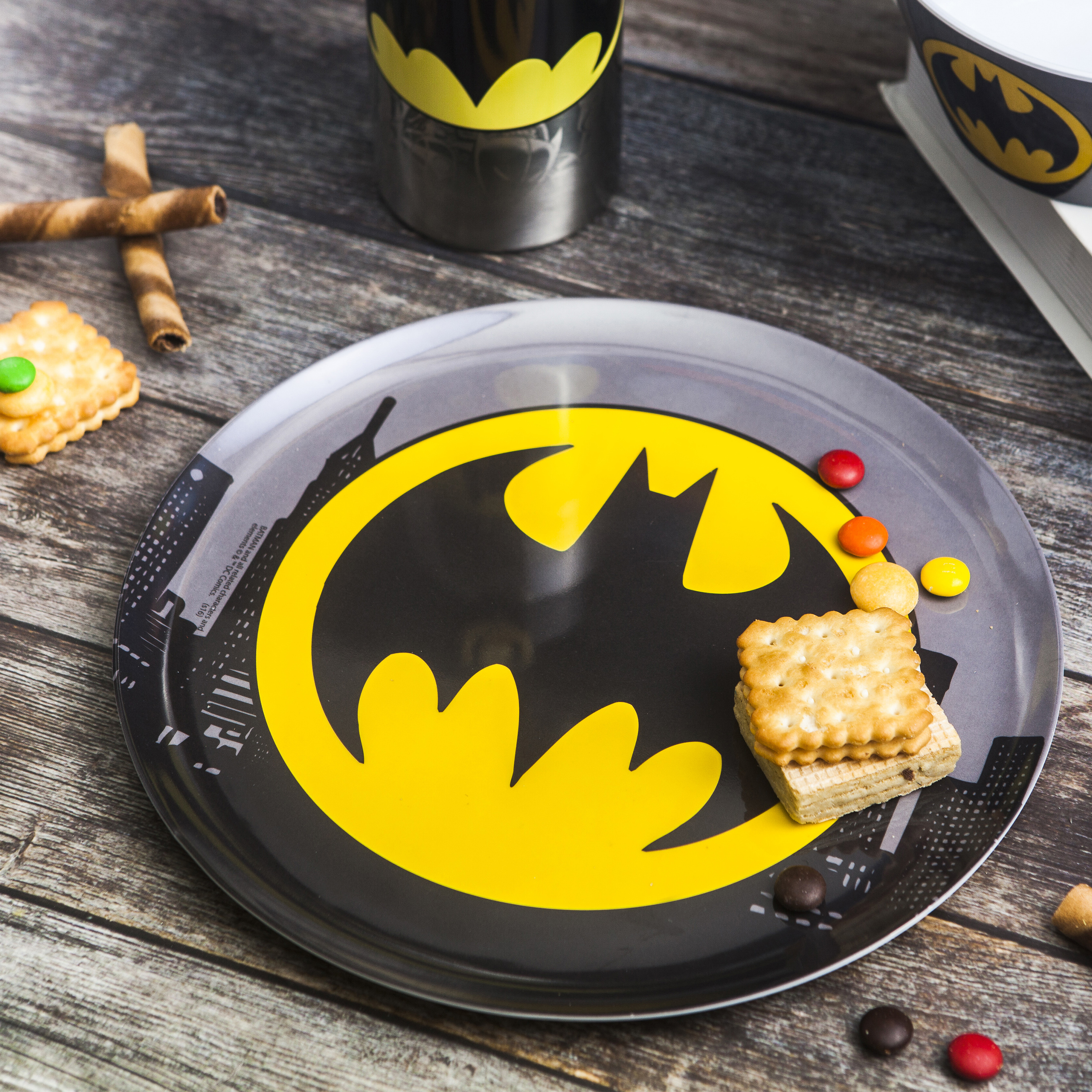 DC Comics Dinnerware Set, Batman, 3-piece set slideshow image 4 DC Comics Dinnerware Set, Batman, 3-piece set slideshow image 4