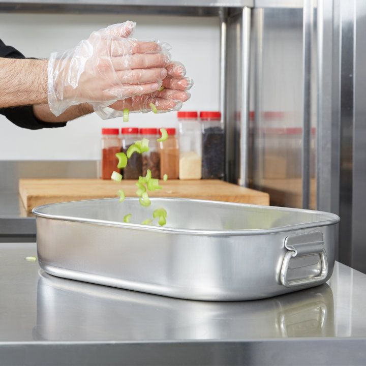 11 1/10-quart Wear-Ever® aluminum bake and roast pan in natural finish