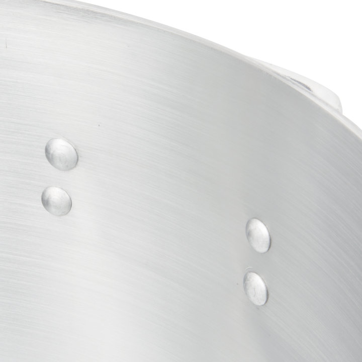 32-quart Arkadia™ aluminum stockpot in natural finish
