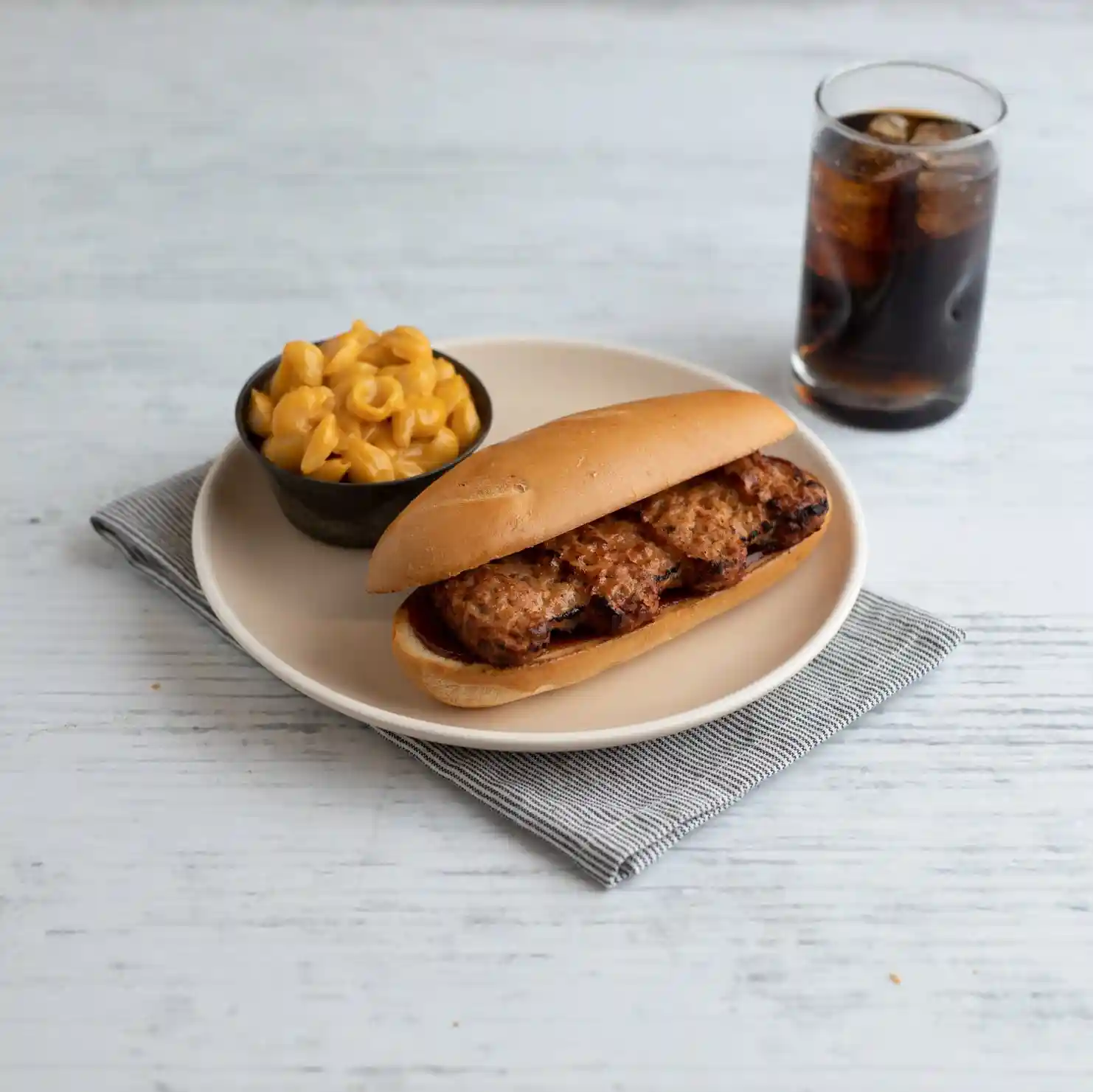 AdvancePierre™ Fully Cooked Pork Rib Patties with BBQ Sauce, 2.50 oz. https://images.salsify.com/image/upload/s--GC3mtPUg--/q_25/tlkk1wrt7h4coultljf5.webp