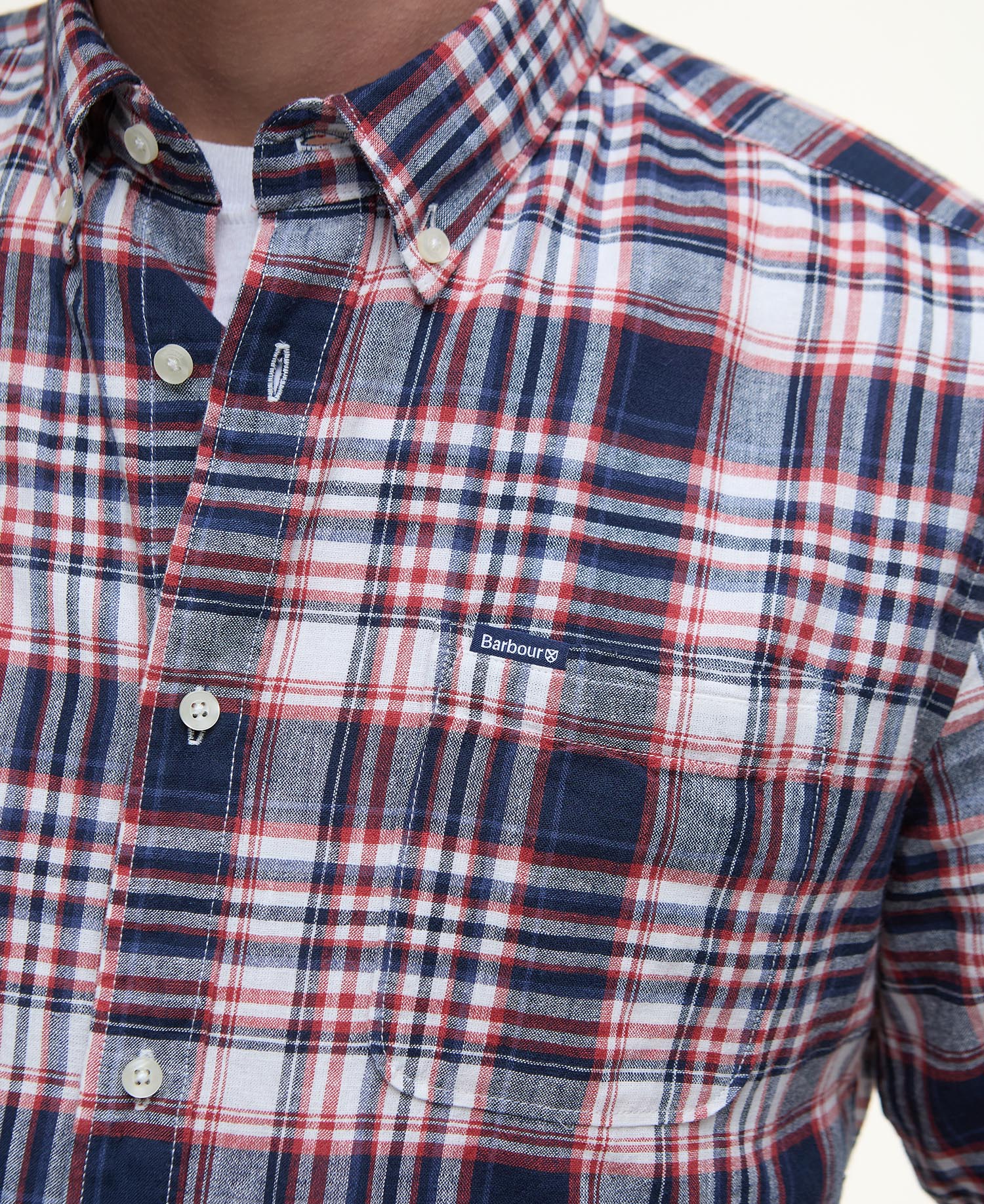 Bridport Linen Tailored Long-Sleeved Shirt image number 4