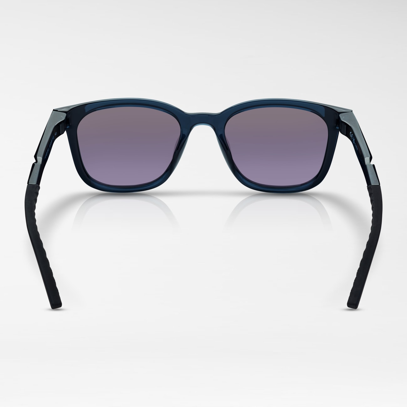 Nike Radeon 2 Mirrored Lifestyle Image