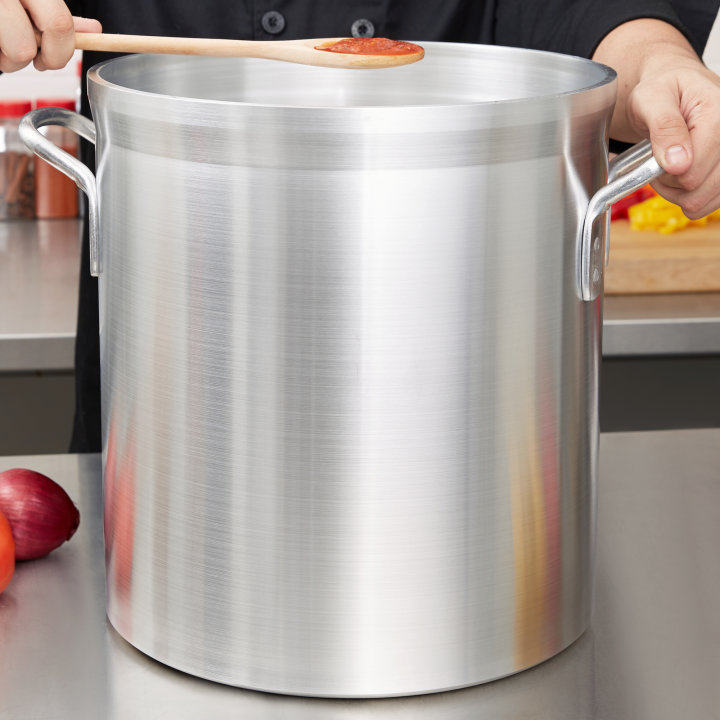 32-quart Wear-Ever® Classic Select® heavy-duty aluminum stockpot
