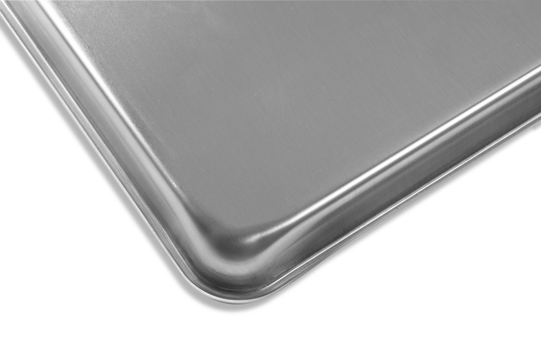 Wear-Ever Quarter-Size Heavy-Duty Aluminum Sheet Pan - Thumbnail 2