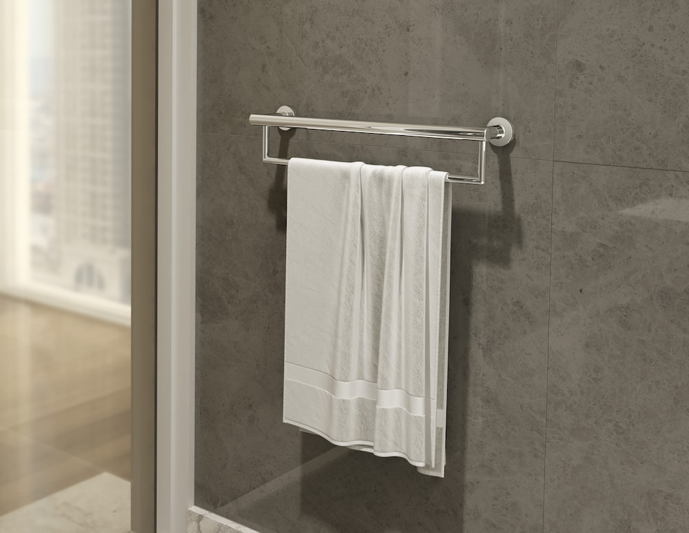 Towel Bar, 24