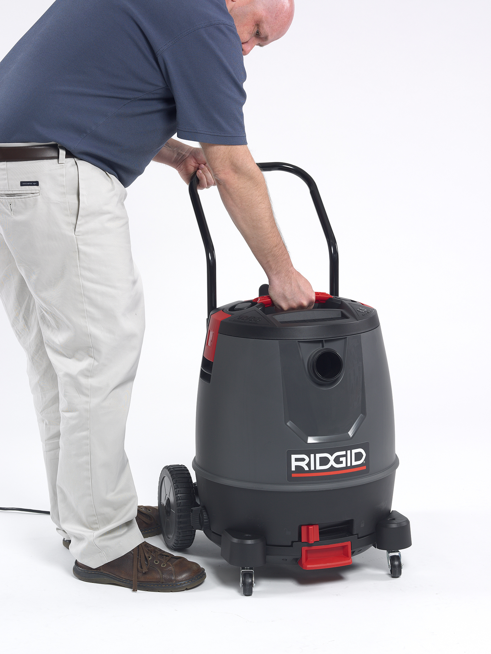 16 Gallon Motor-On-Bottom Wet/Dry Vac (1650RV) - Image 5