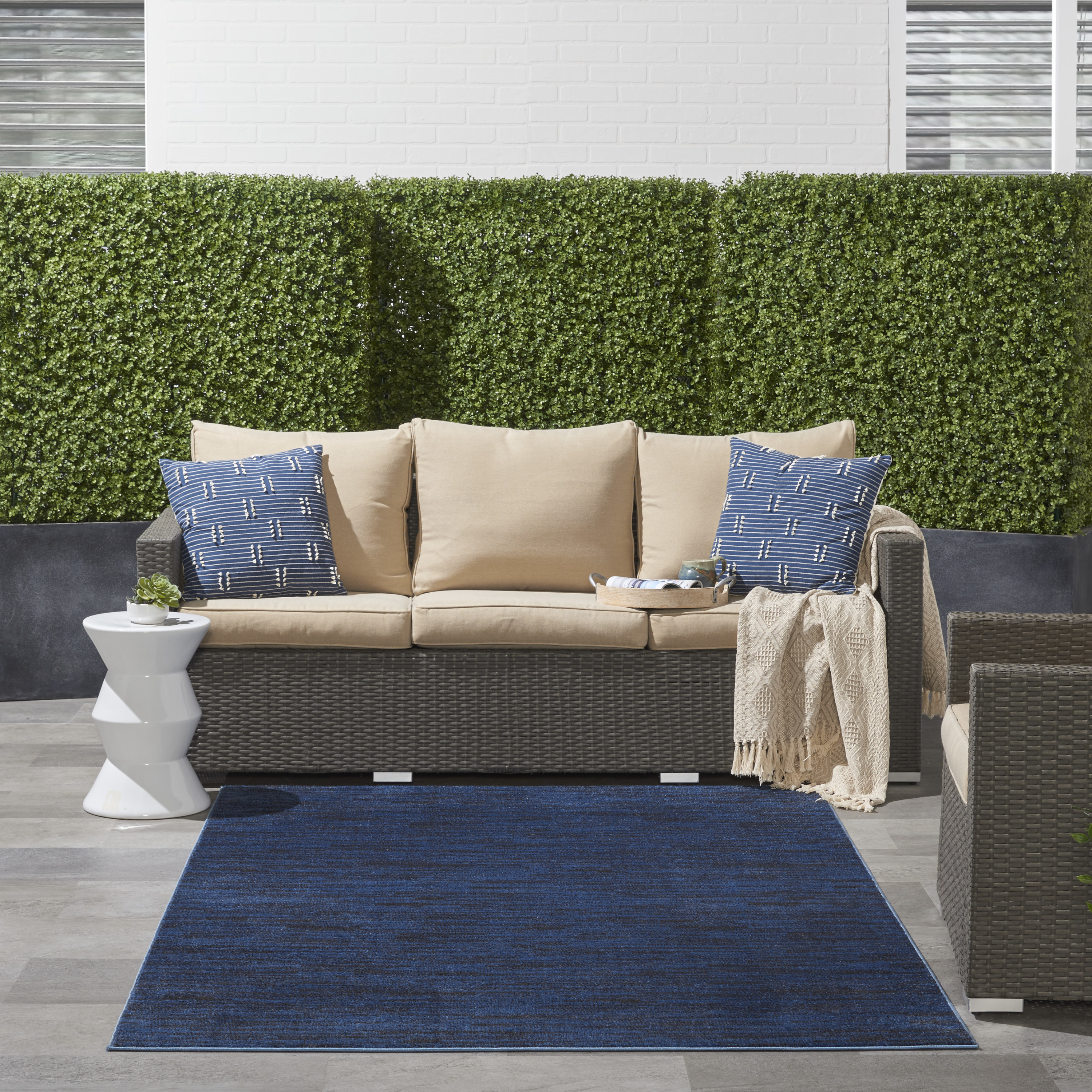 Nourison Nourison Essentials 5' x 7' Midnight Blue Outdoor Rug