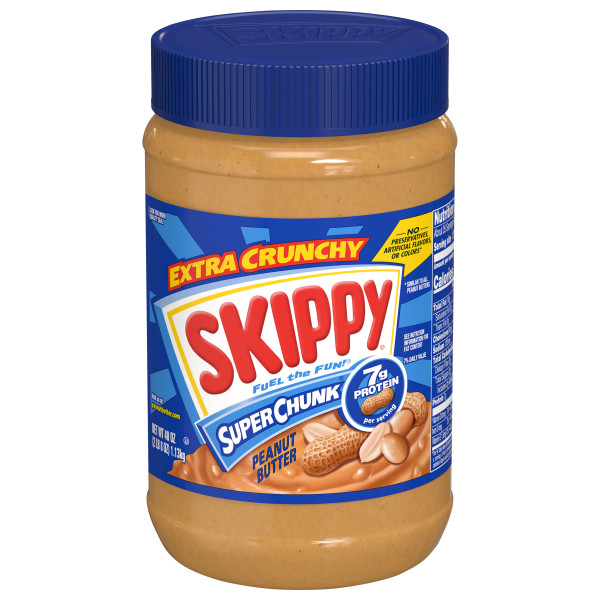 SKIPPY(r) Super Chunk Peanut Butter, 8/40 oz . C1C1 - Front Center In Package (Hi Res)