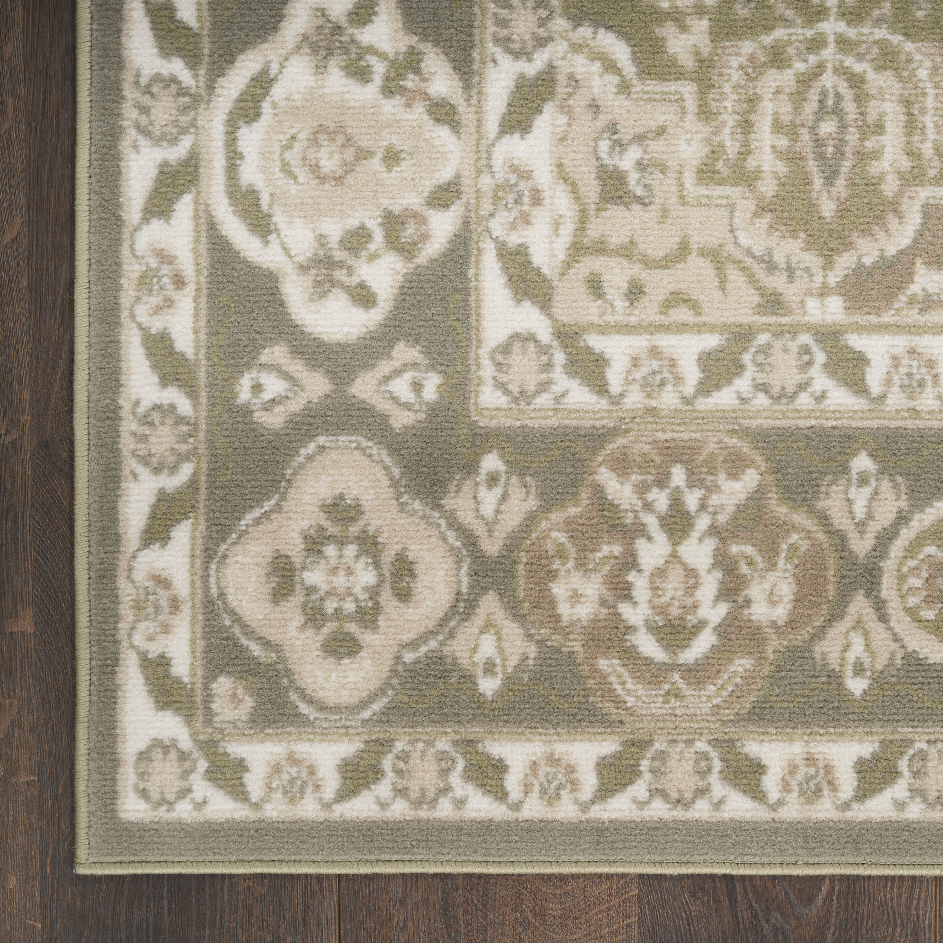 Nourison Grafix 3'9" x 5'9" Green Vintage Indoor Rug