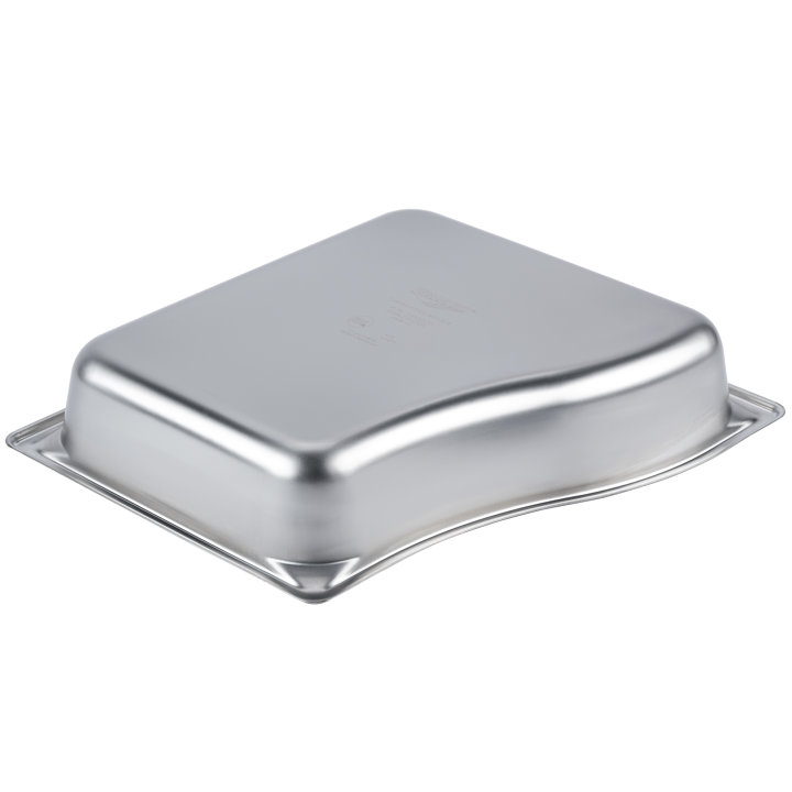 Full-size 2 ½-inch-deep Super Pan® stainless steel super shape short wild pan