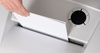 Save money on supplies and shred at optimal performance without the aid of oil.