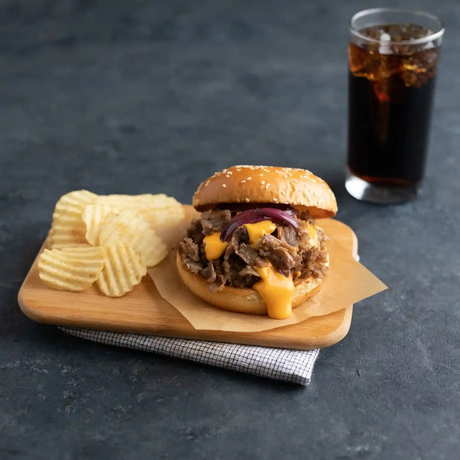 The Original Steak-EZE® BreakAway® Beef Steak, Marinated, 4 oz_image_1