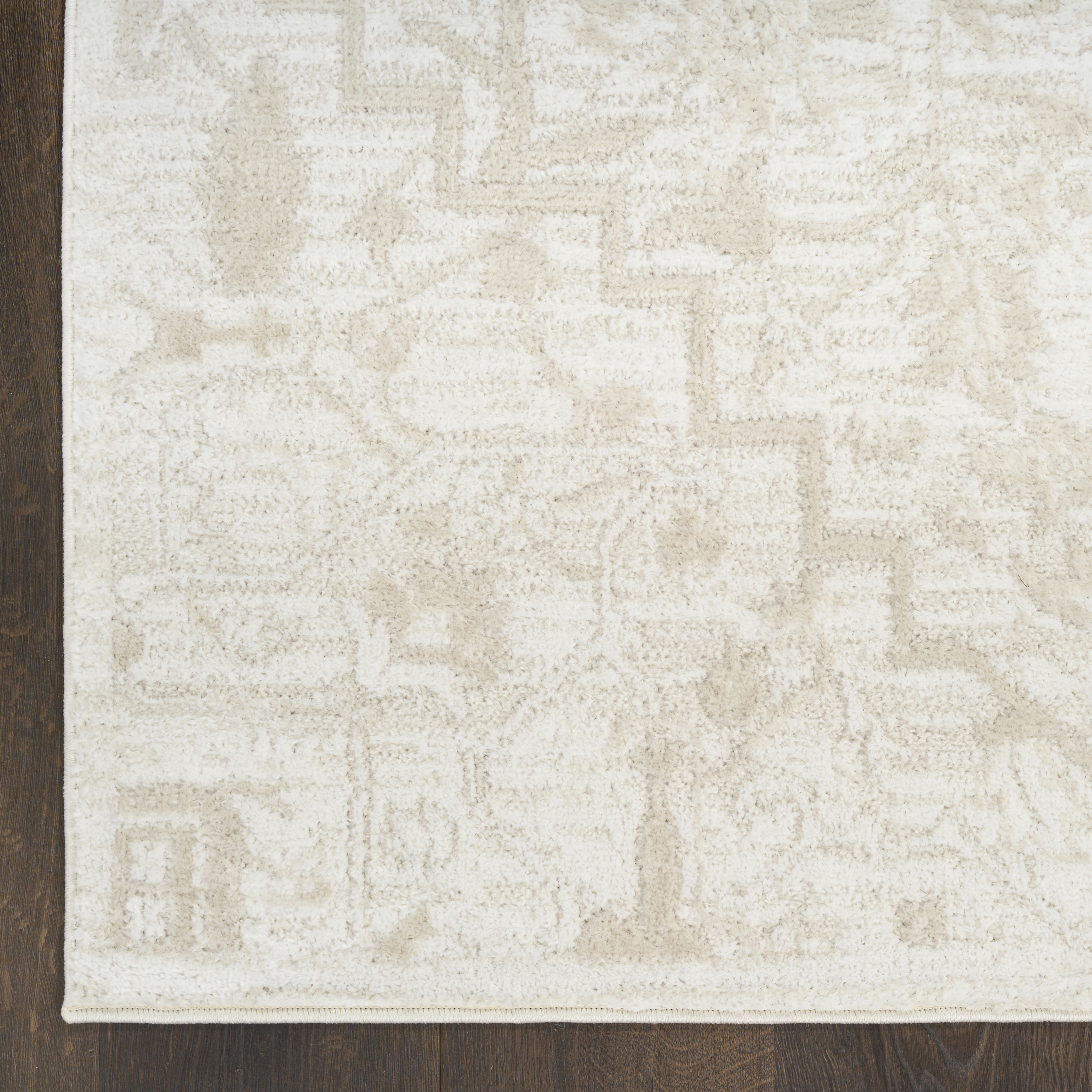 Nourison Dekor 7'10" x 9'10" Ivory Vintage Indoor Rug