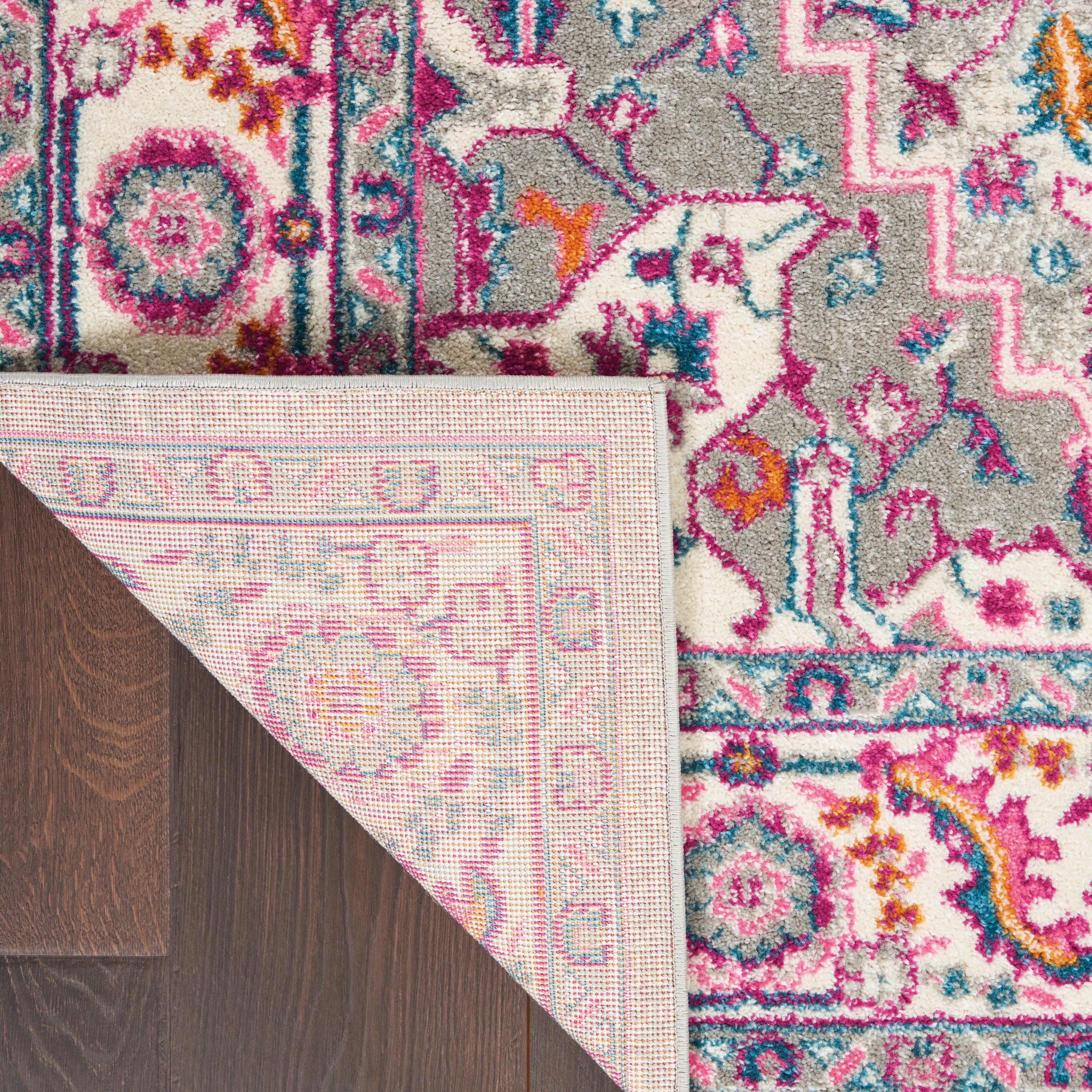 Nourison Passion 5'3" x 7'3" Light Grey Pink Bohemian Indoor Rug