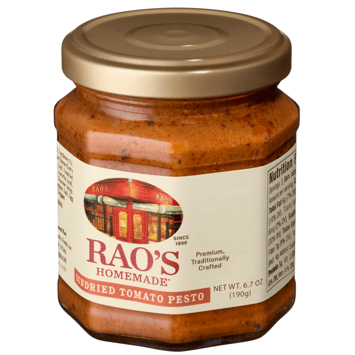 Sun Dried Tomato Pesto Sauce, 6.7 oz - Right angle Image