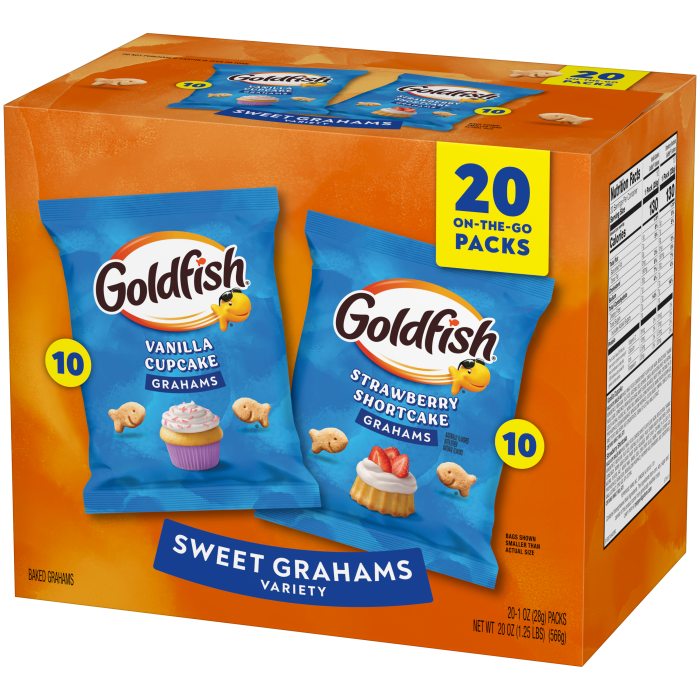 Goldfish® Variety Pack Baked Graham Snacks, 20 count box, 20 oz, bag - Right Angle Image