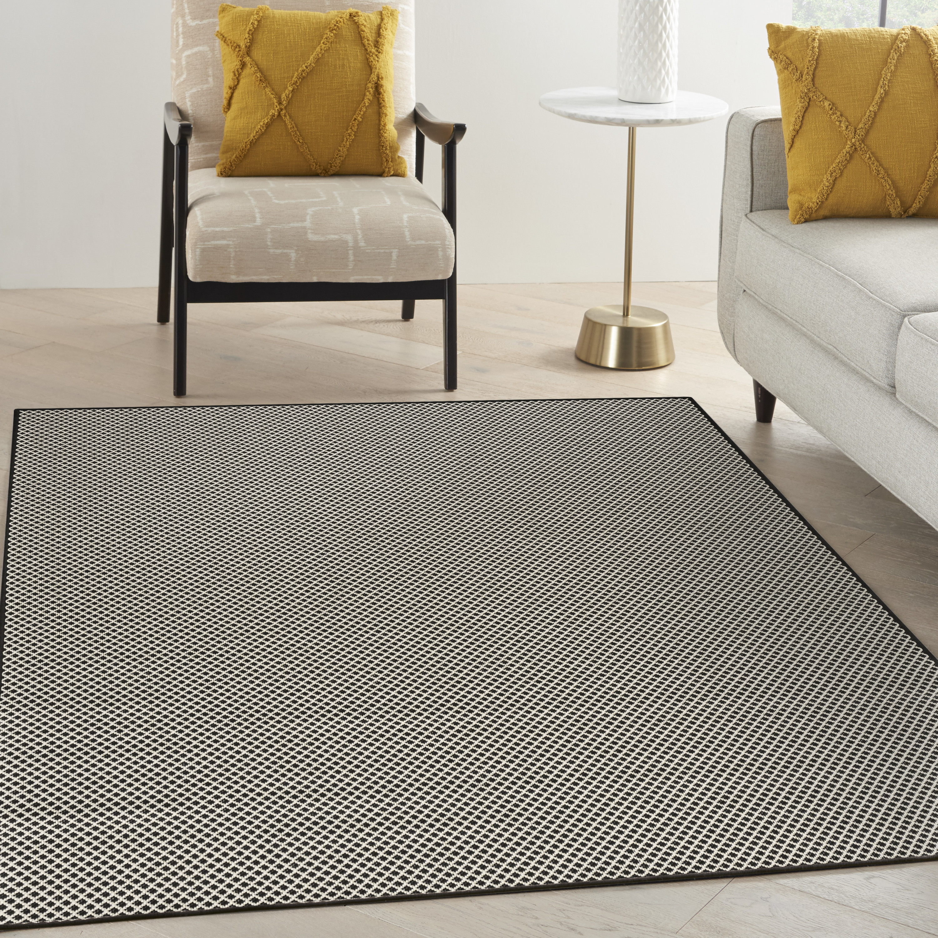 Nourison Courtyard 4' x 6' Black White Modern Rug