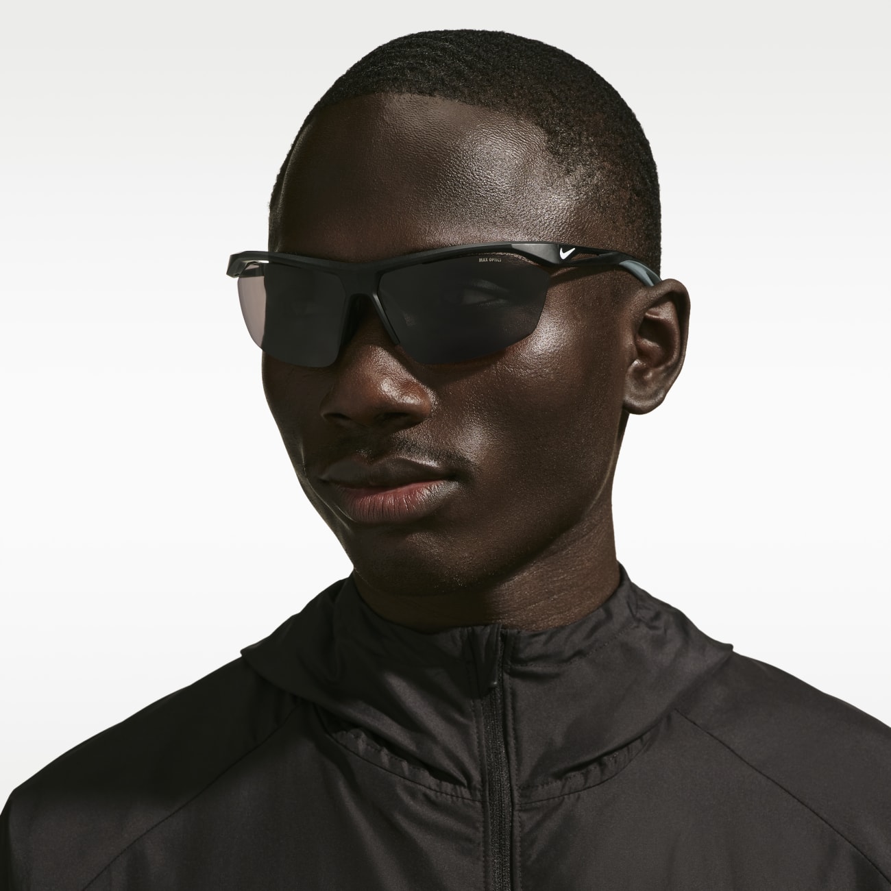 Nike Tailwind Heat Lifestyle Image 3