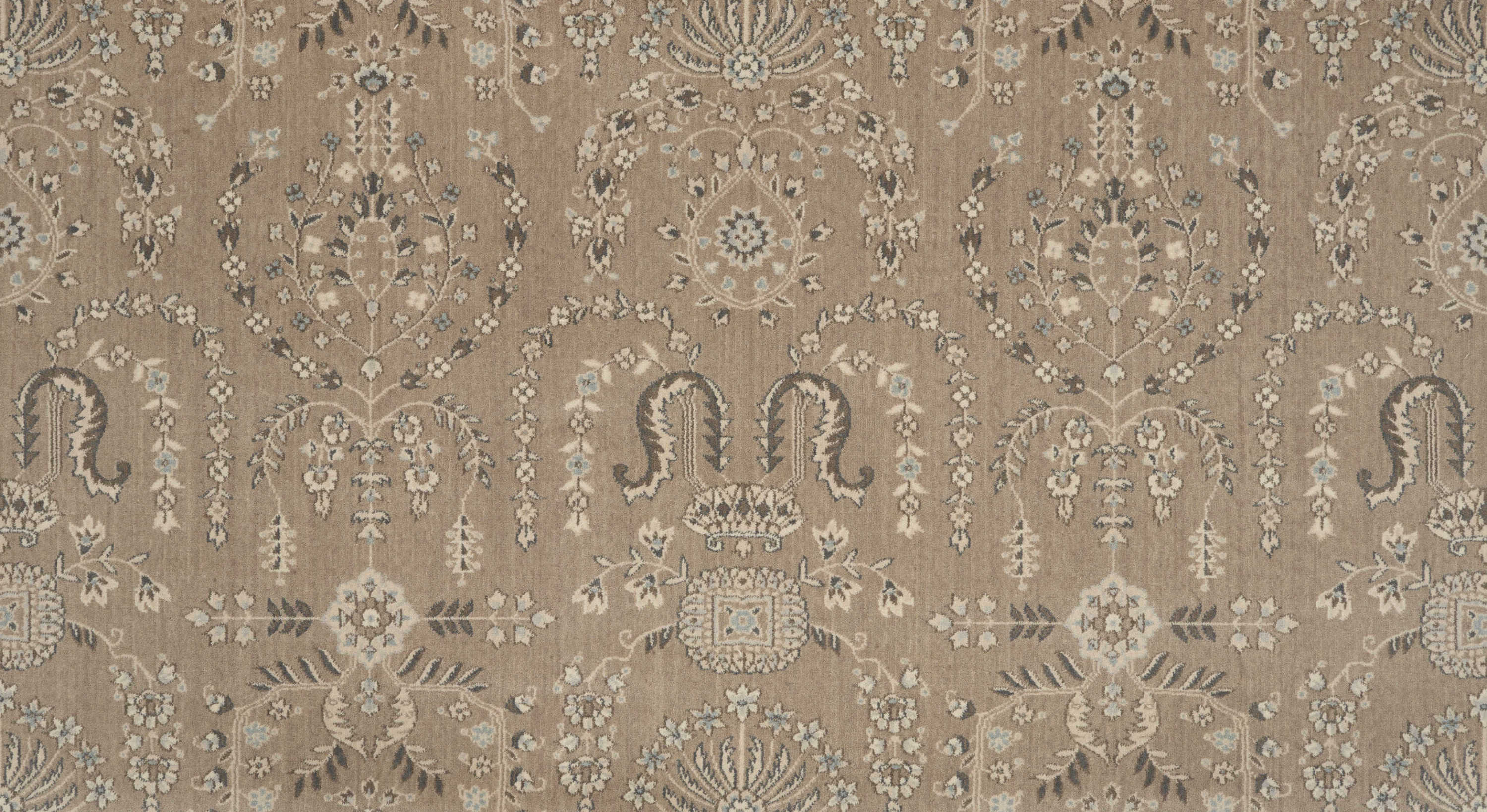GRAND PARTERRE SAROUK PT02 HAZELNUT BROADLOOM