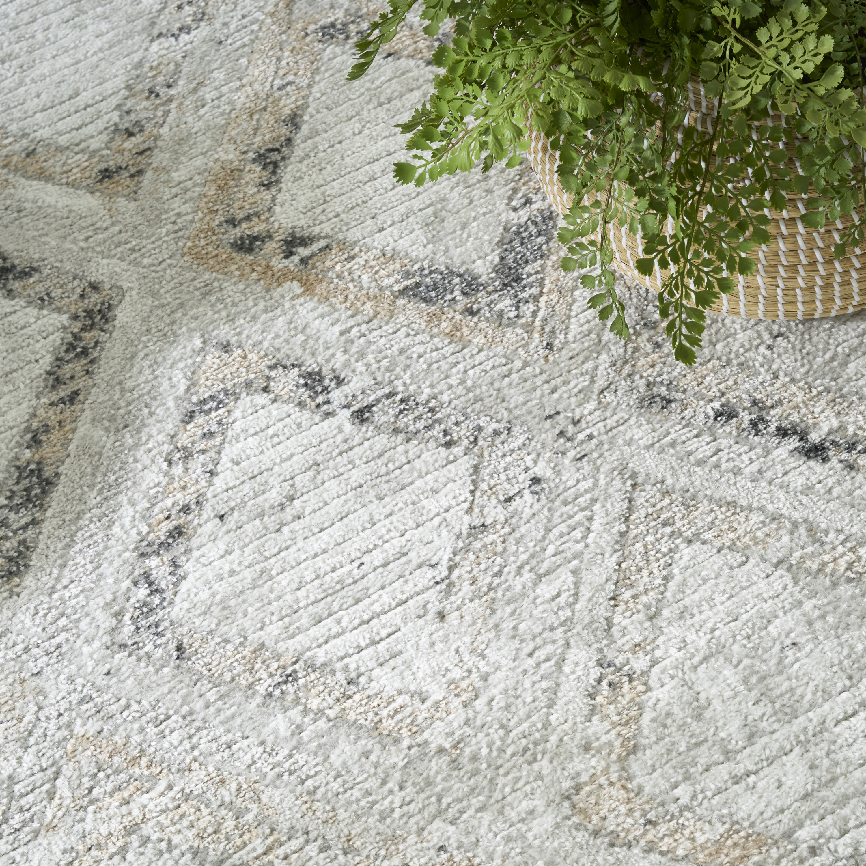 Nourison Dekor 5'3" x 7' Grey Charcoal Modern Indoor Rug