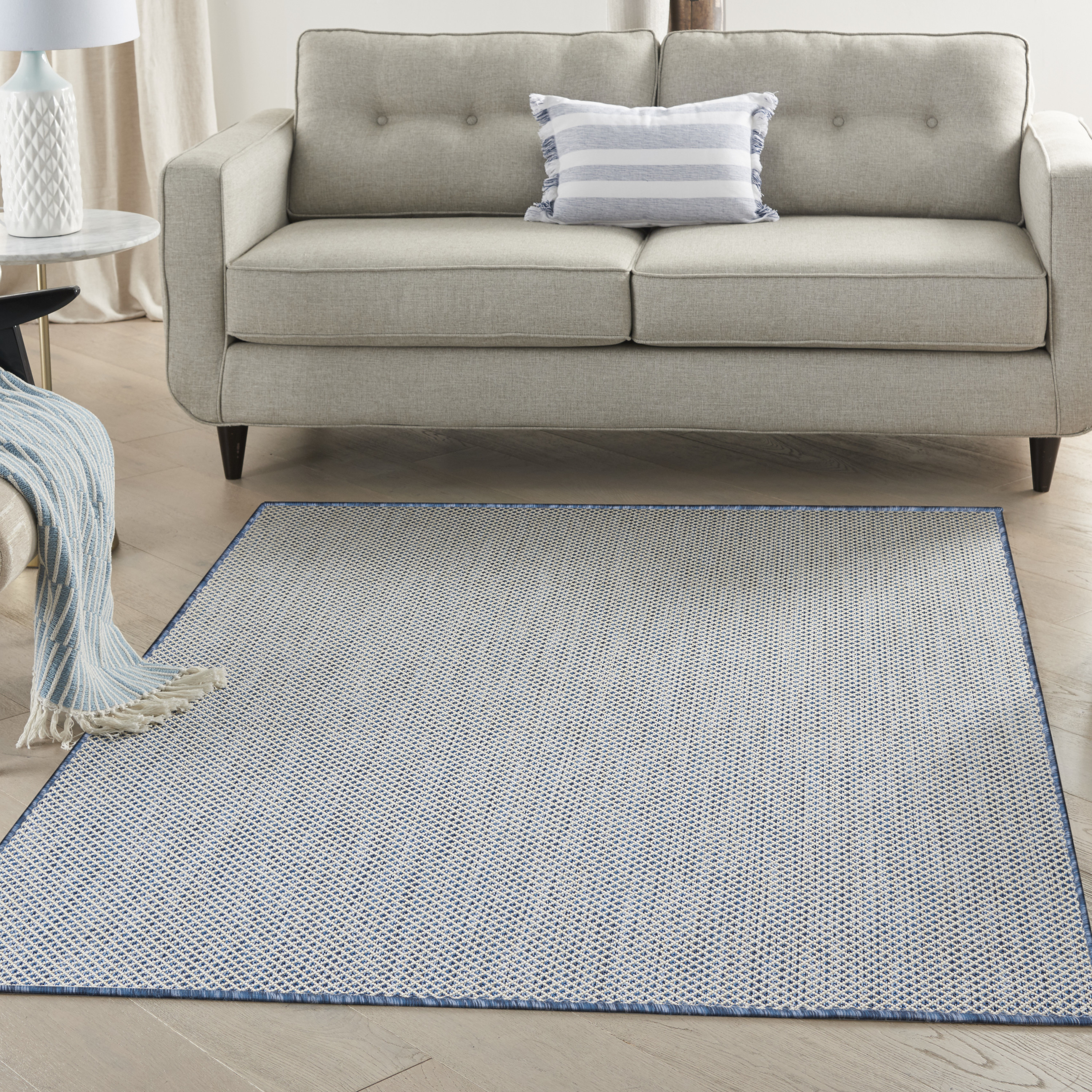 Nourison Courtyard 4' x 6' Ivory Blue Modern Rug