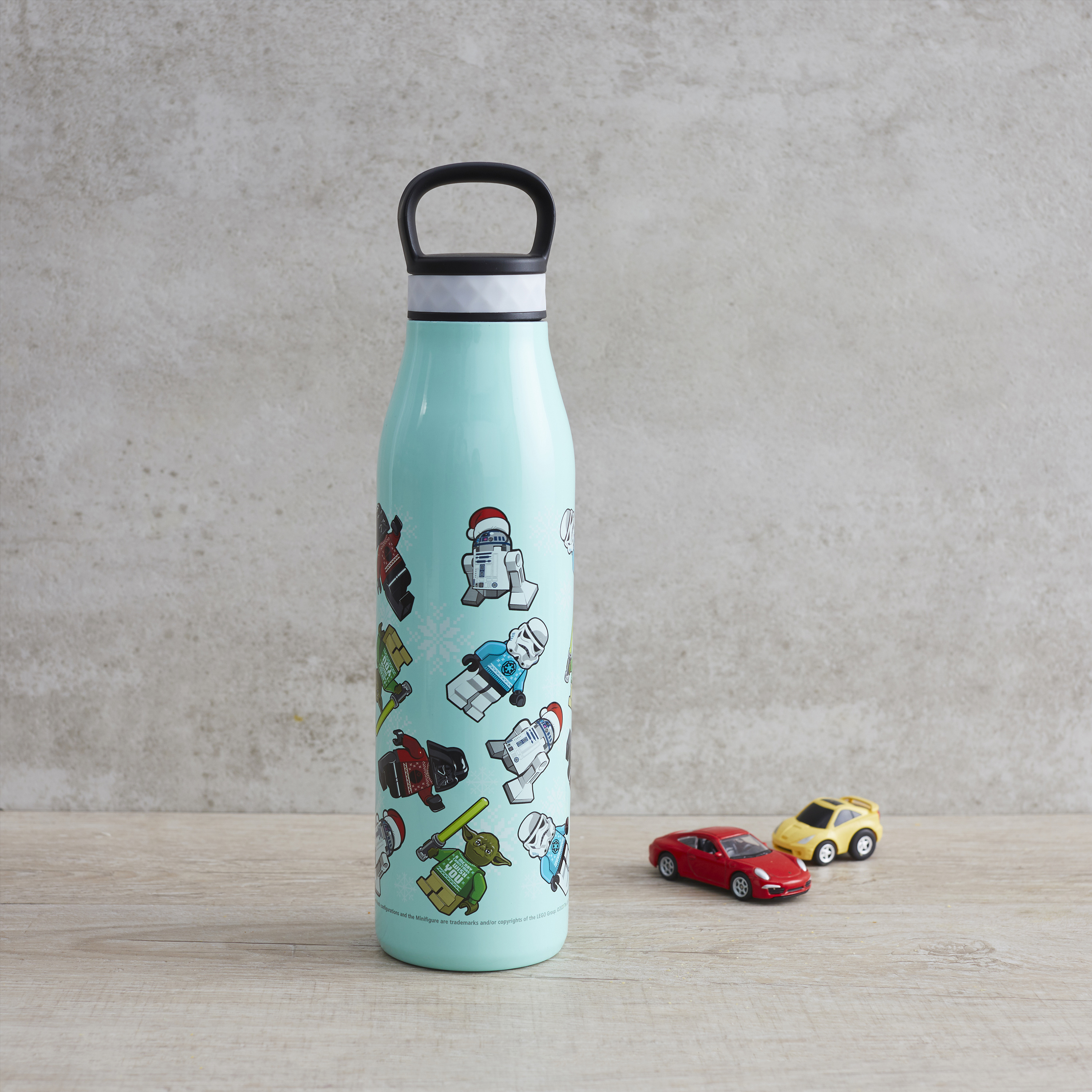 Lego Star Wars 20 ounce Stainless Steel Vacuum Insulated Water Bottle, R2-D2, Yoda and Darth Vader slideshow image 8 Lego Star Wars 20 ounce Stainless Steel Vacuum Insulated Water Bottle, R2-D2, Yoda and Darth Vader slideshow image 8