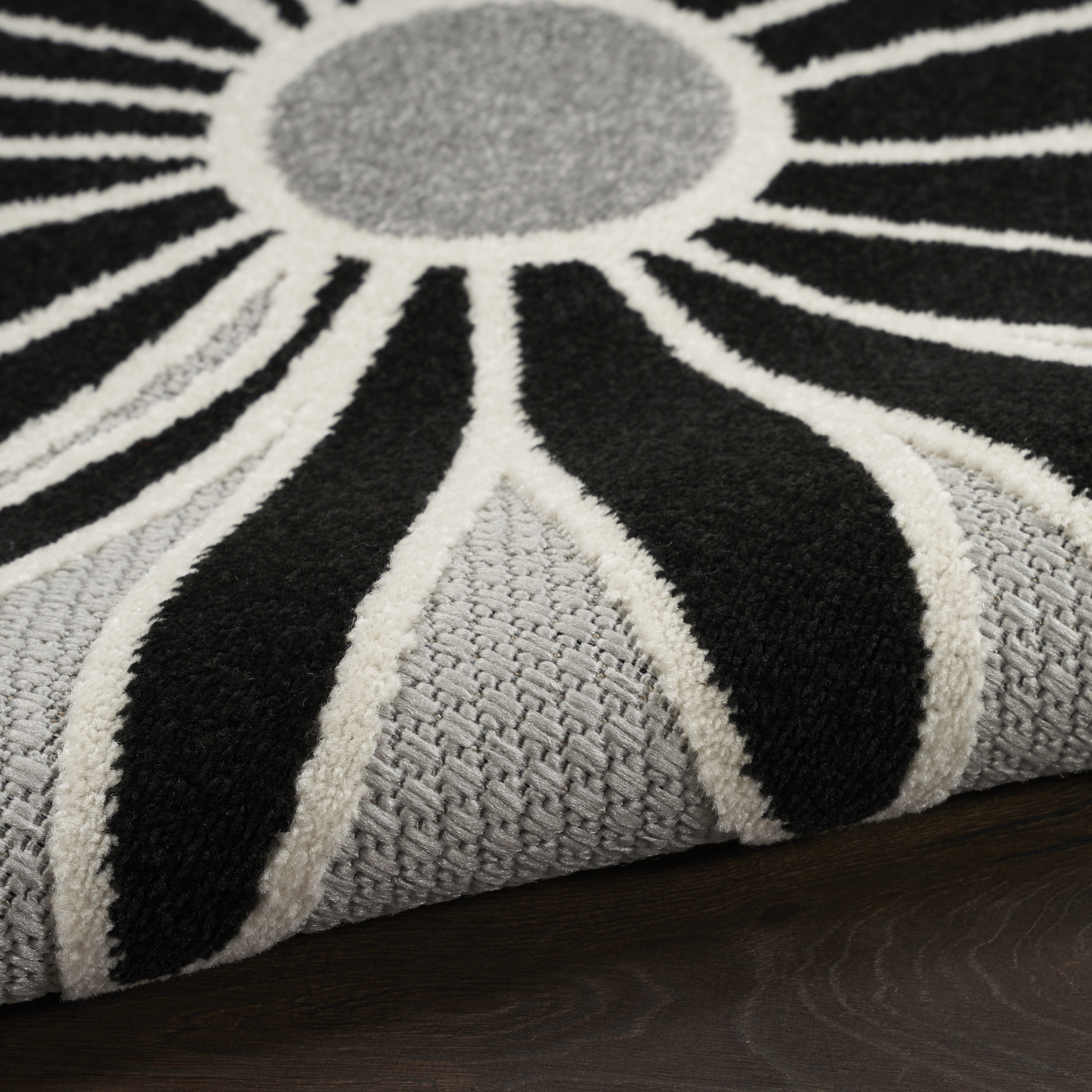 Nourison Aloha 6' x 9' Black White Contemporary Rug