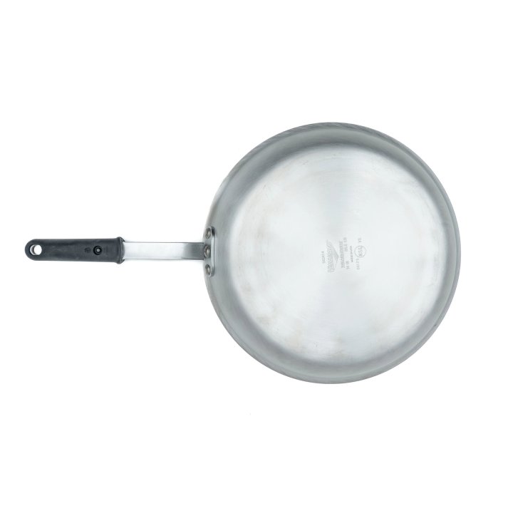 14-inch Wear-Ever® rivetless fry pan with CeramiGuard® II nonstick coating and silicone handle