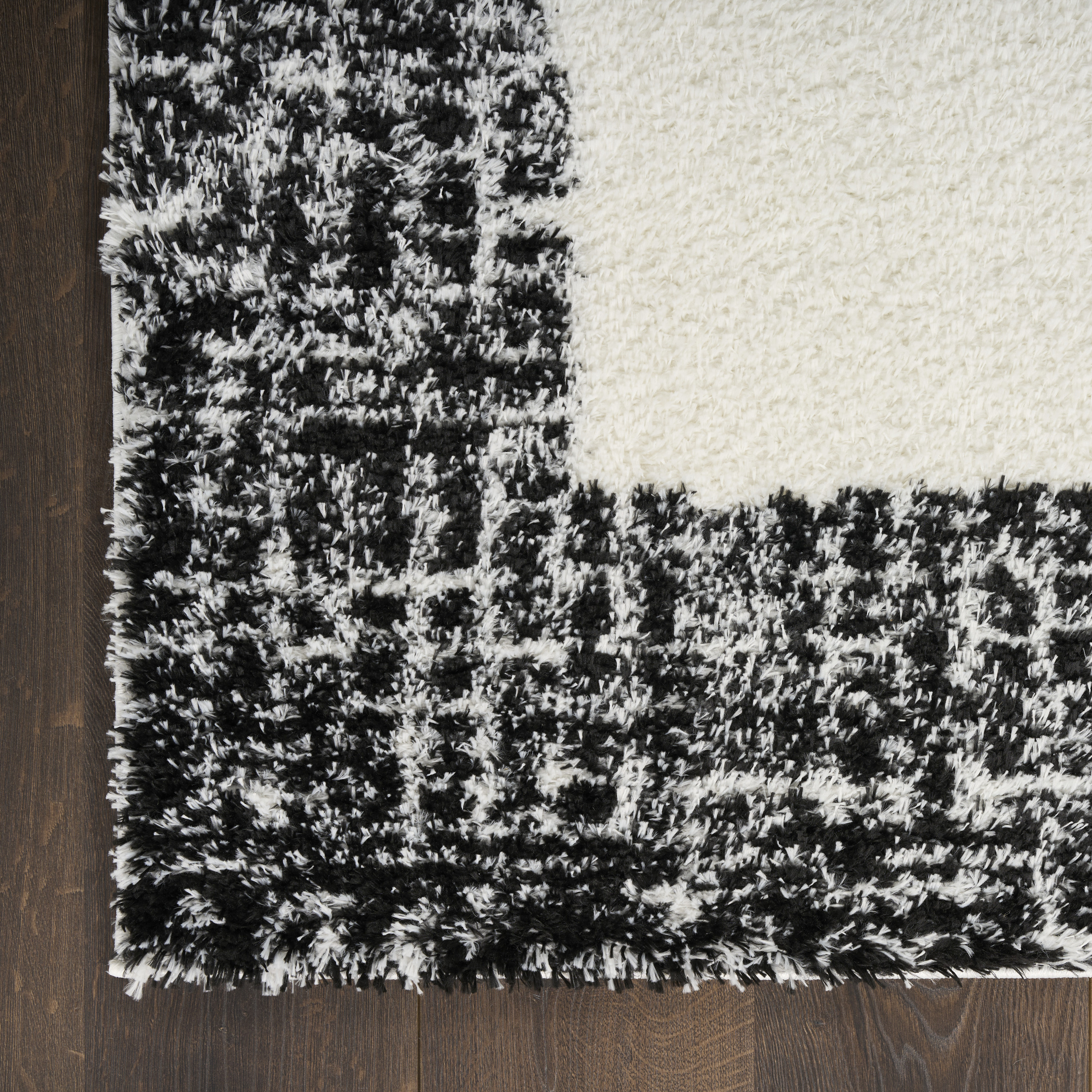 Nourison Pacific Shag 7'10" x 9'10" Ivory Black Shag Indoor Rug