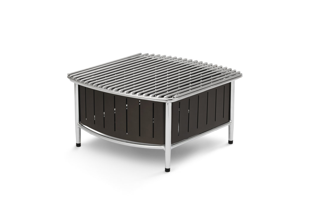 Small contoured buffet station with wire grill in black