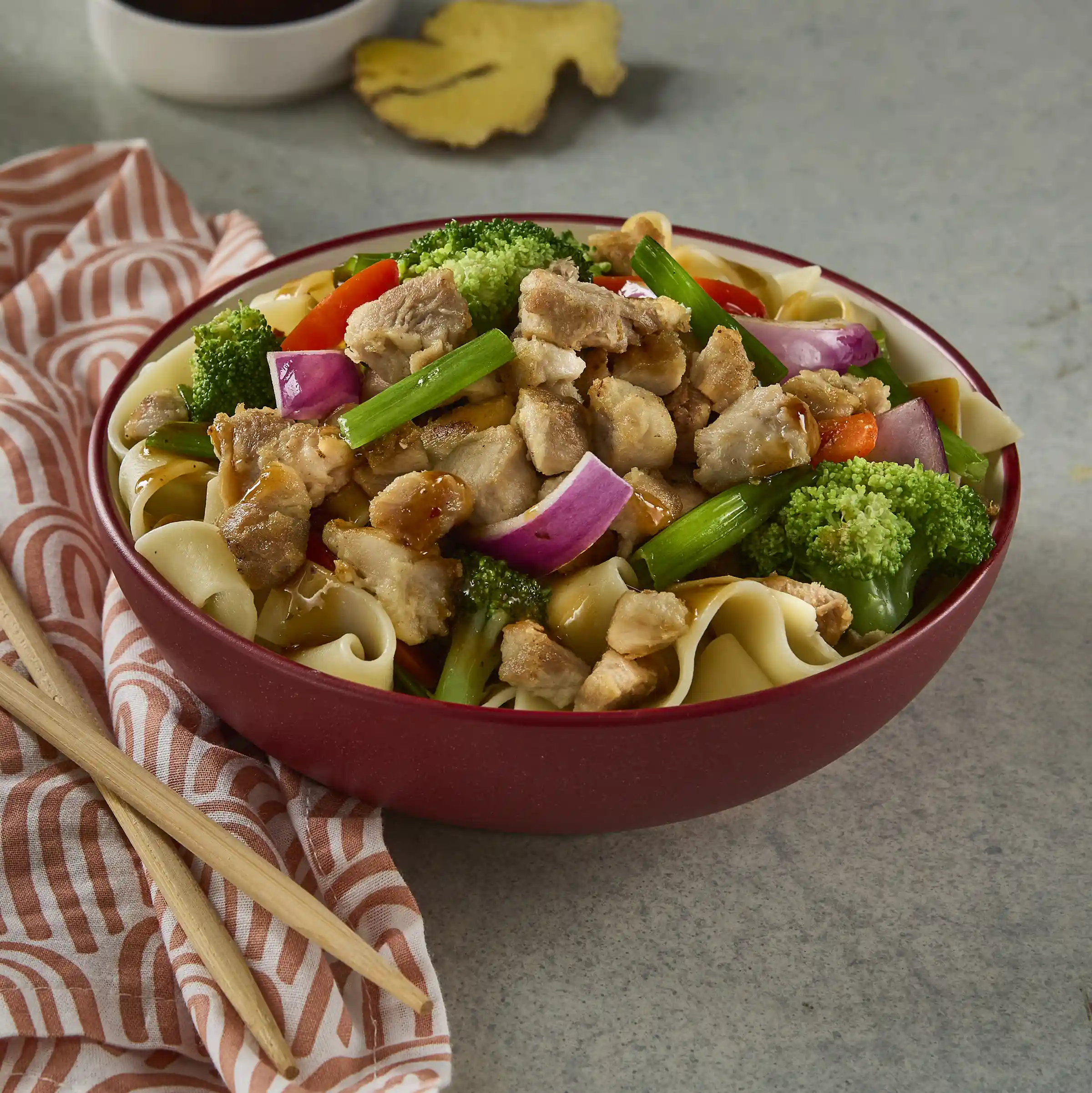Tyson® Fully Cooked All Natural* Low Sodium Diced Chicken, Mostly Dark 80 Dark/20 White Meat, 0.5"_image_1