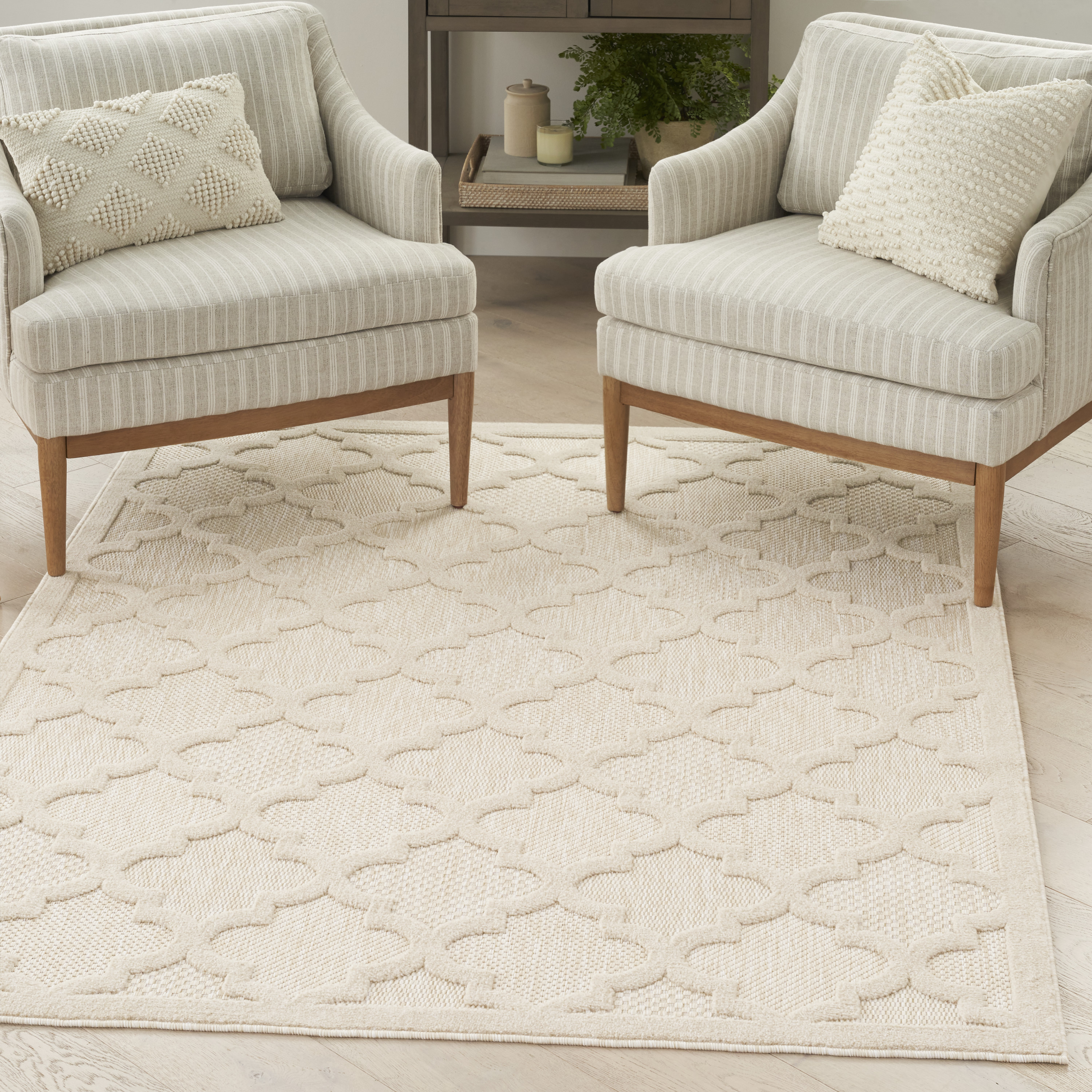 Nourison Easy Care 5' x 7' Cream Modern Rug