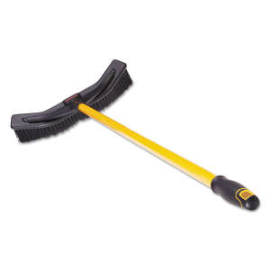 Rubbermaid Commercial, Maximizer, 18in, Medium Push to Center Push Broom, Polypropylene Bristles, Black
