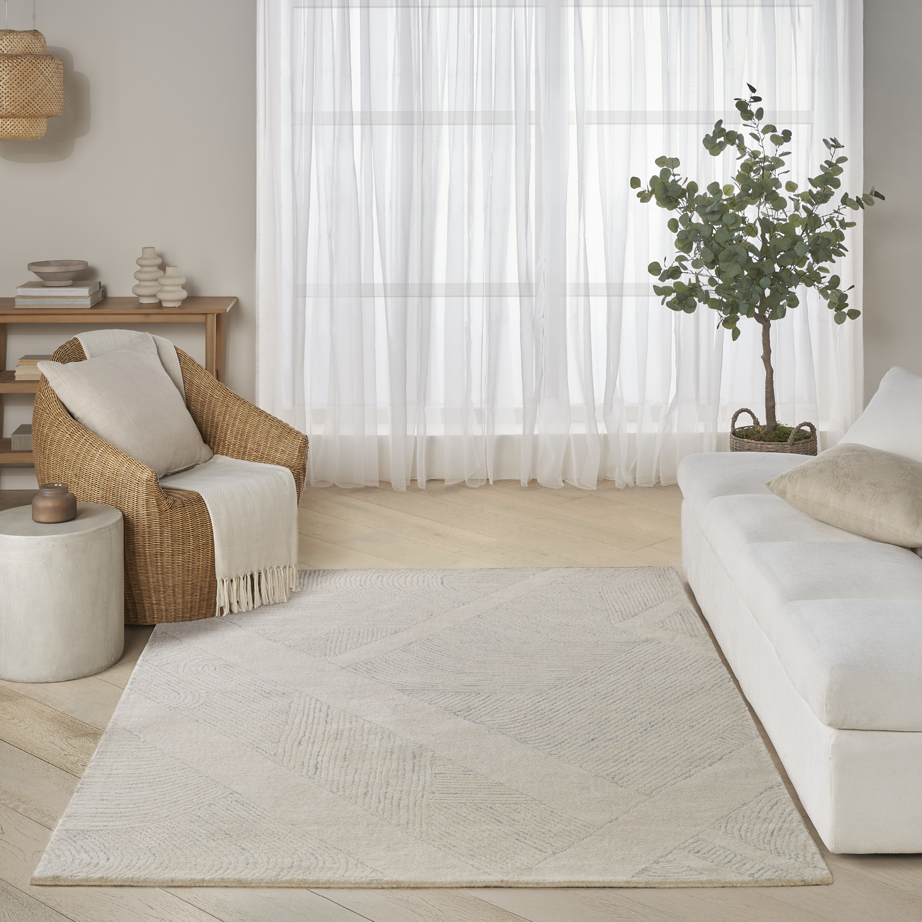 DKNY Pure Patterns 3'9" x 5'9" Ivory Grey Modern Indoor Rug