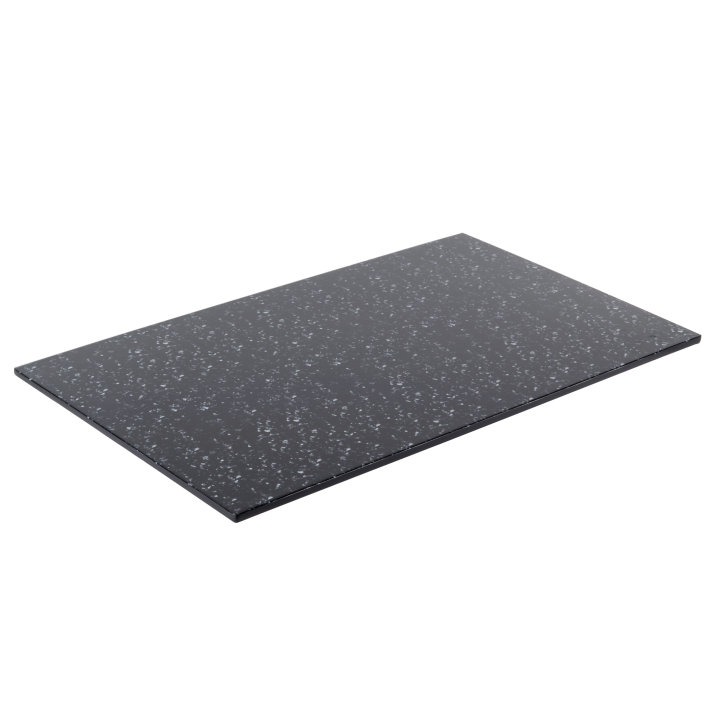 Full-size cubic display cooling plate