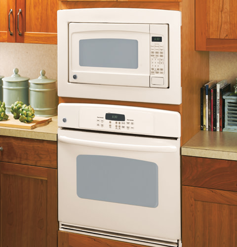 GE® Deluxe Built-In 27