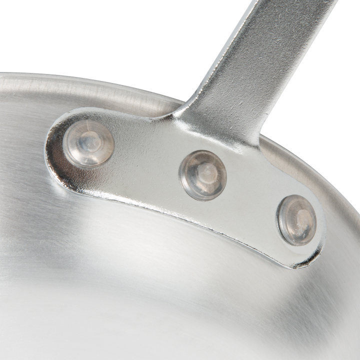 10-inch Wear-Ever® rivetless fry pan with PowerCoat2™ nonstick coating and Cool Handle® silicone handle