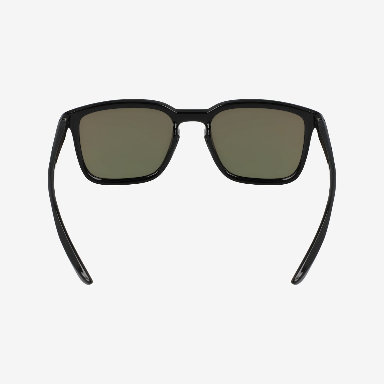 Nike Circuit Team Mirrored Lifestyle Image