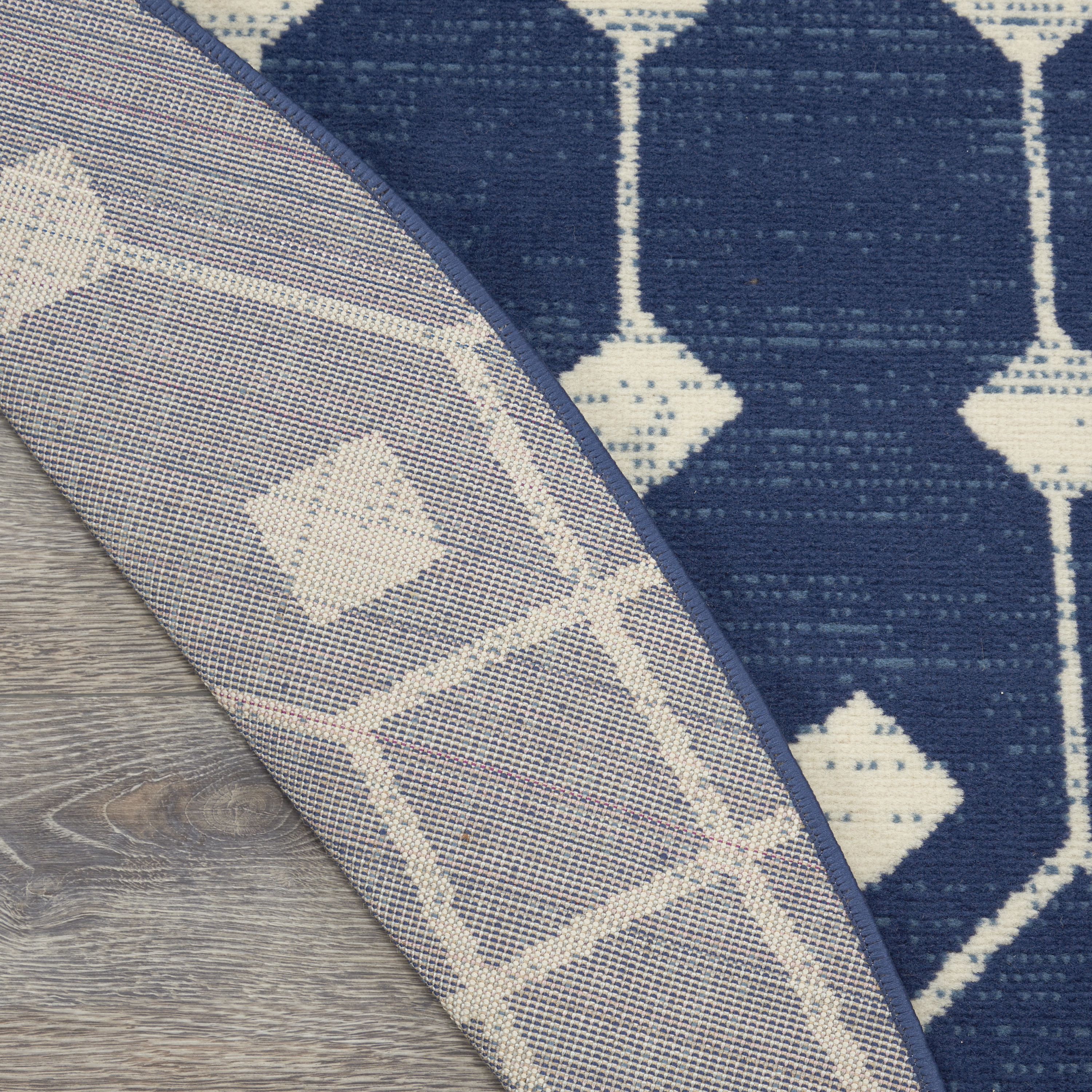 Nourison Grafix 5'3" x Round Navy Bohemian Indoor Rug