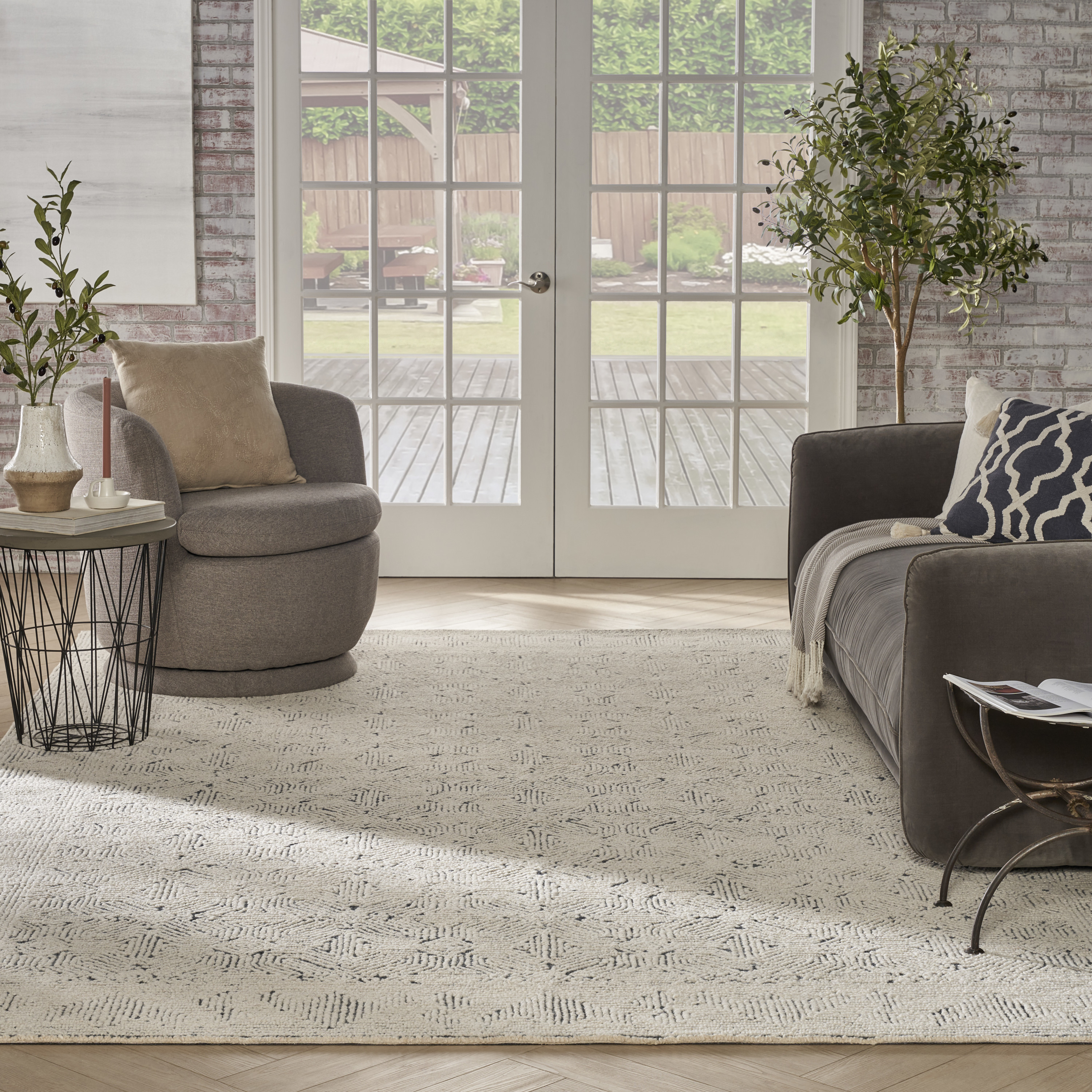 Nourison Colorado 7'9" x 9'9" Ivory Navy Modern Indoor Rug