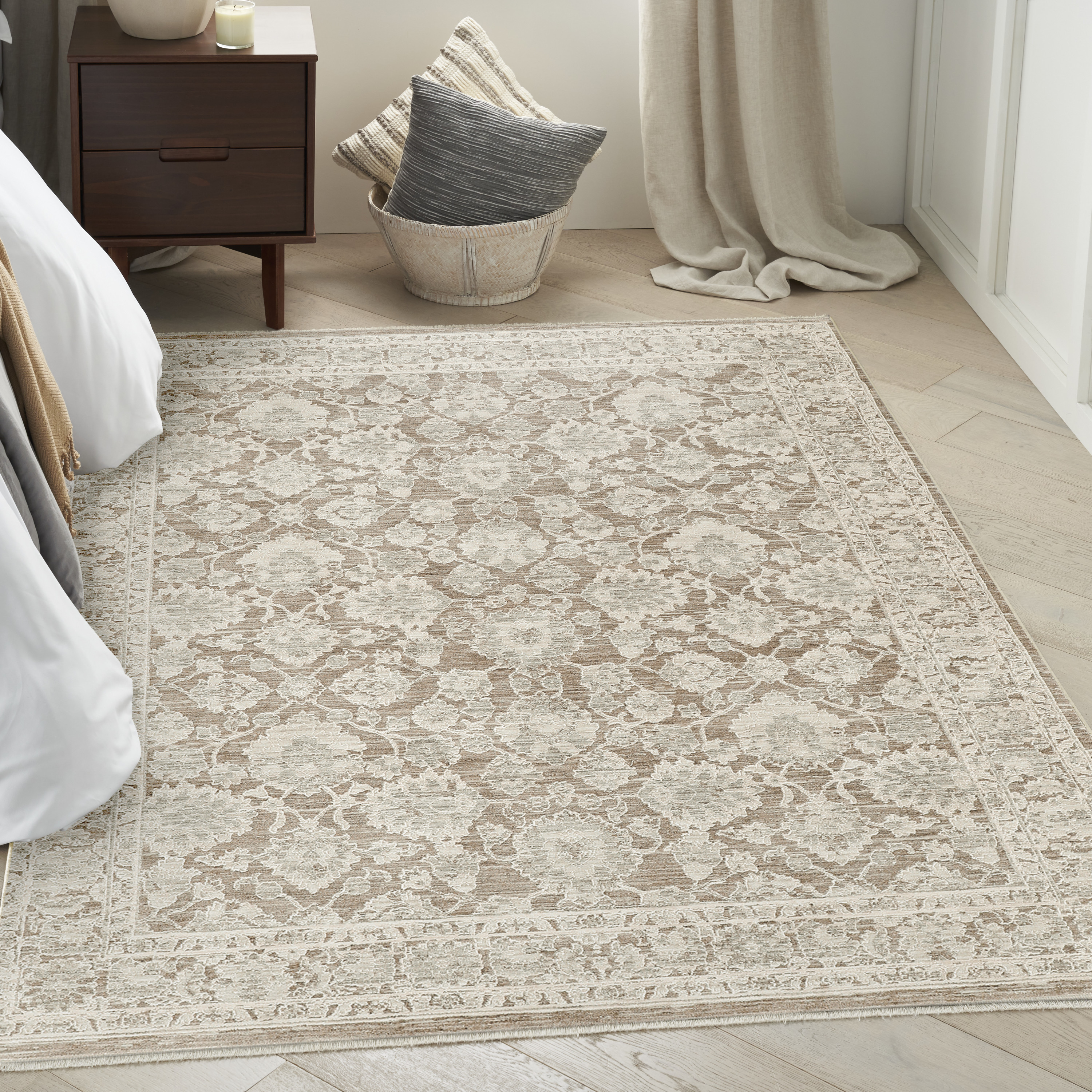 Nourison Shadows 5'3" x 7'3" Ivory Mocha Vintage Indoor Rug