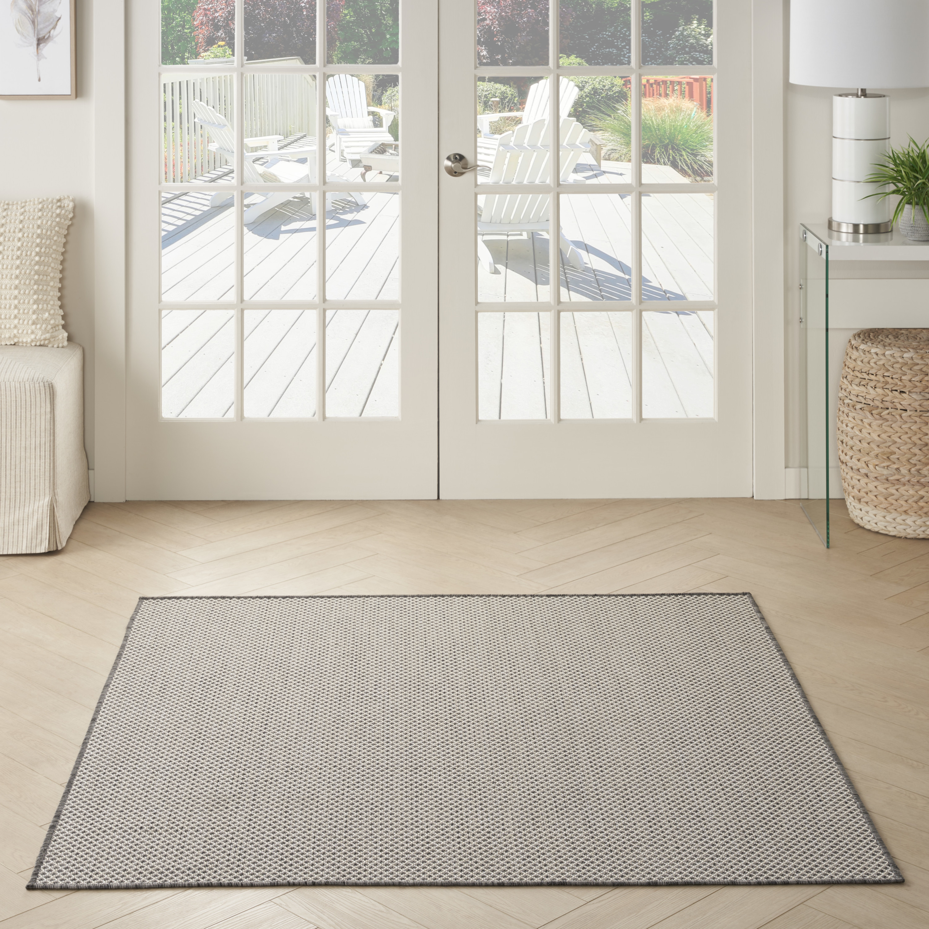 Nourison Courtyard 4' x Square Ivory Charcoal Modern Rug