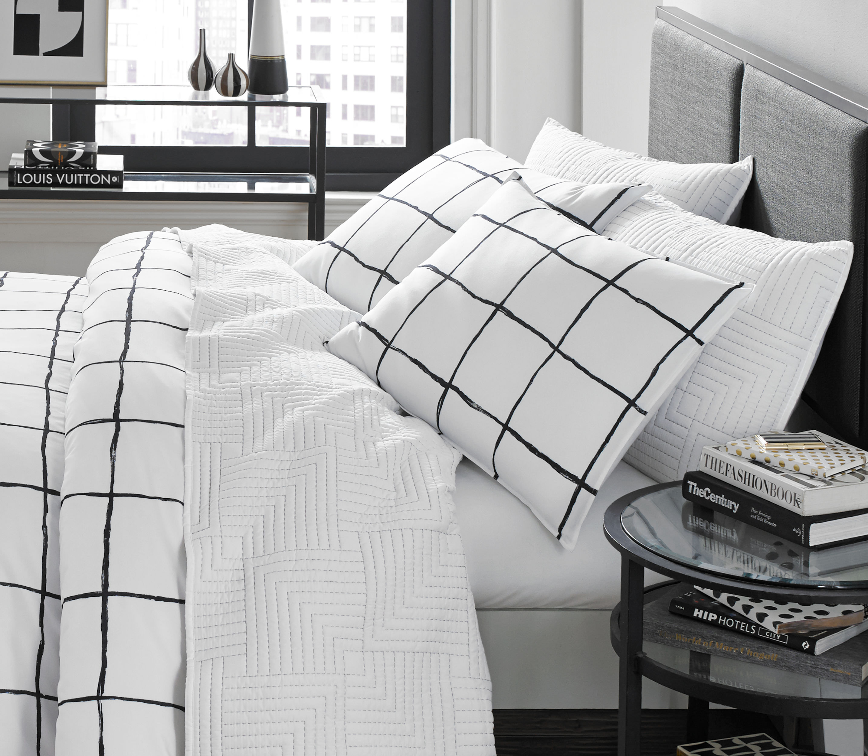 City Scene Zander Microfiber White 3 Piece Comforter Set-Full/Queen - Picture 10 of 18
