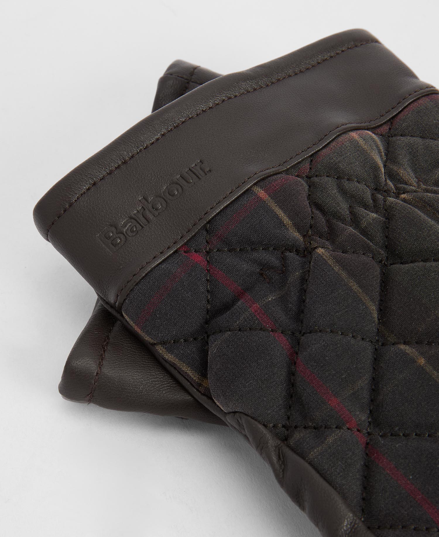 Darwen Tartan Gloves image number 2