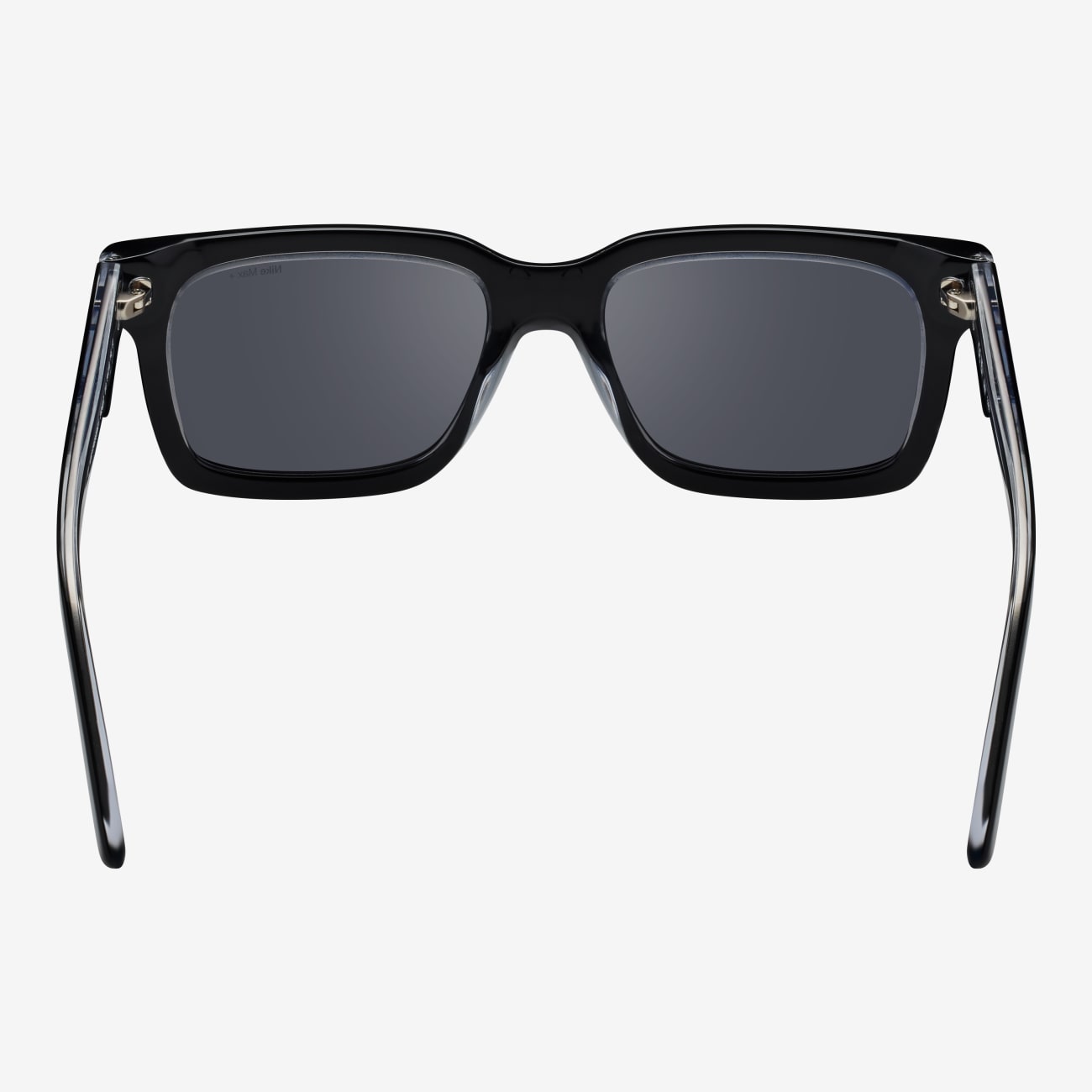 Nike Crescent I Lifestyle Image